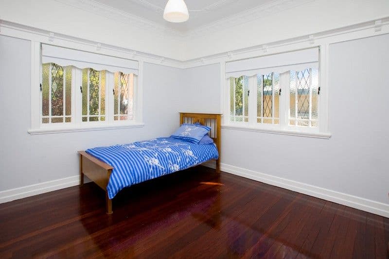 15 Lamette Street, HOLLAND PARK QLD 4121, Holland Park - Thumbnail 8