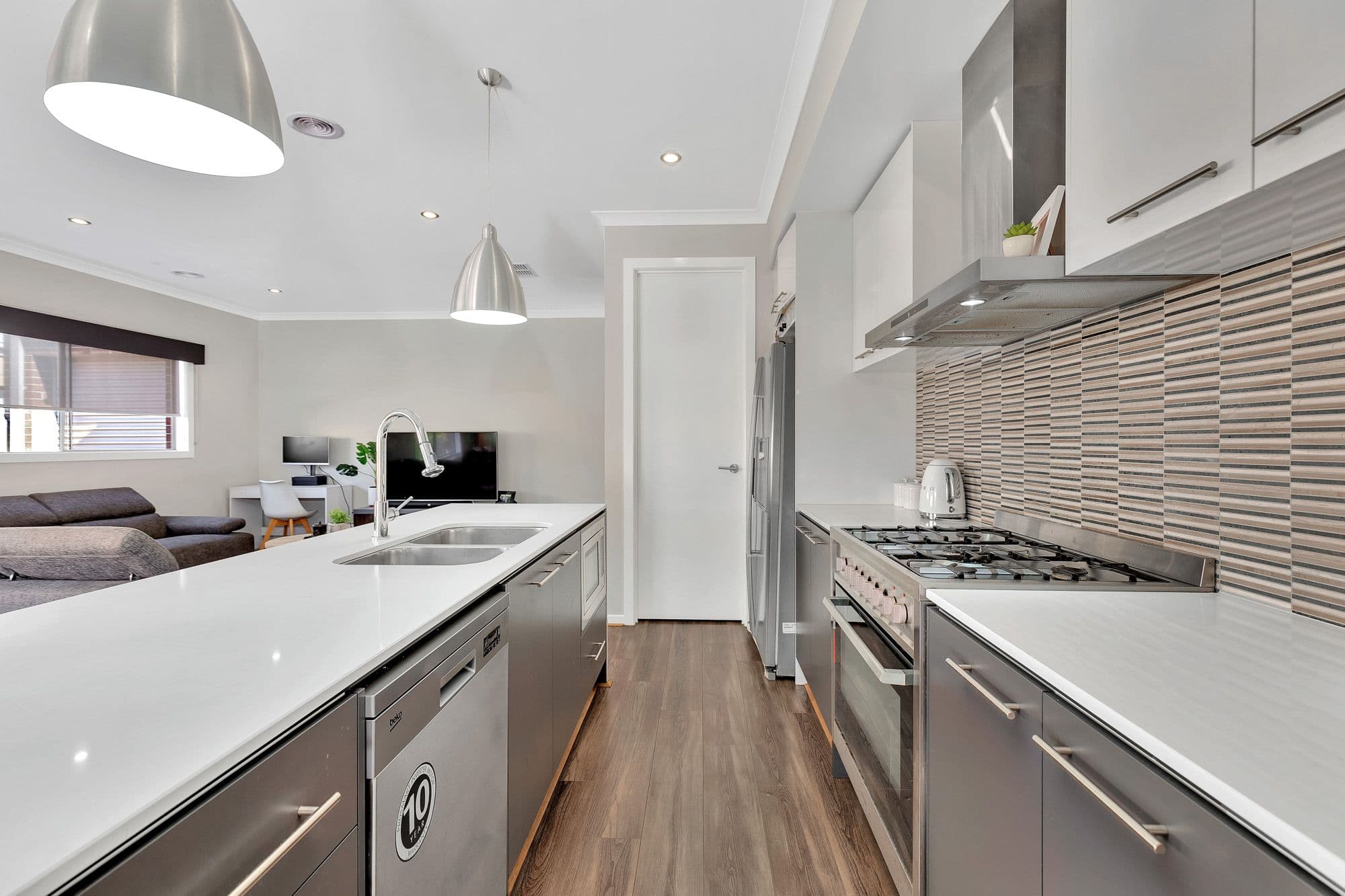 76 Fairhall Avenue, Werribee VIC 3030, Werribee - Thumbnail 4