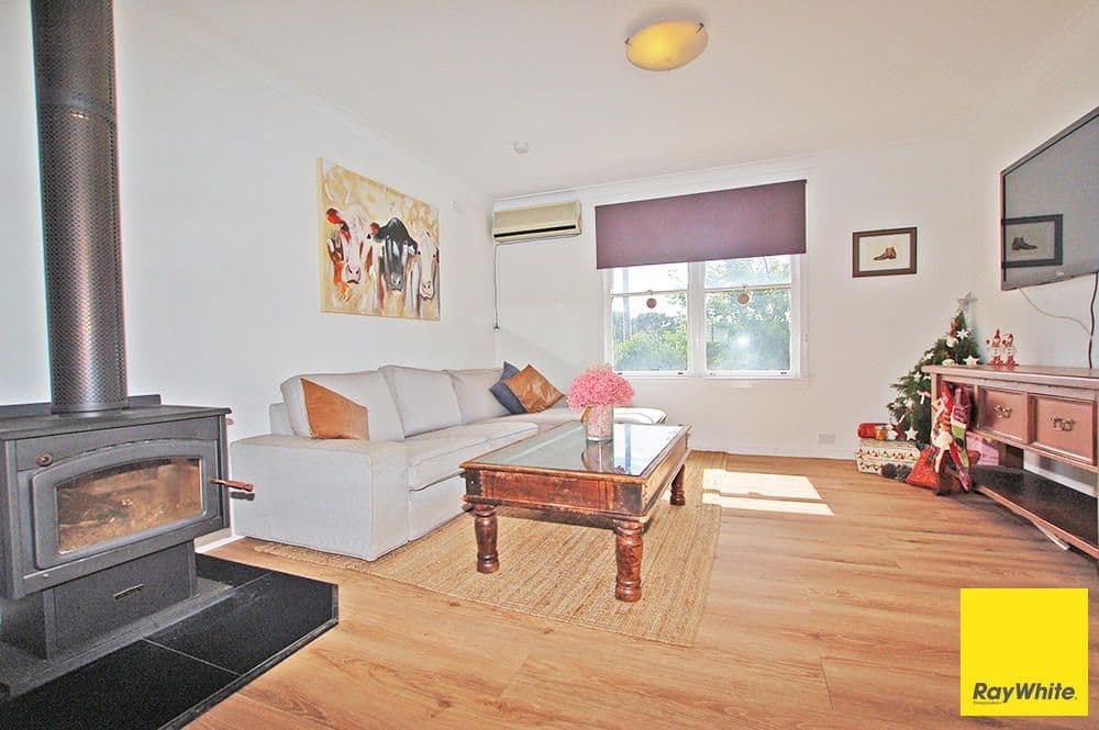 99 Cameron Road, Karabar NSW 2620, Karabar - Thumbnail 2
