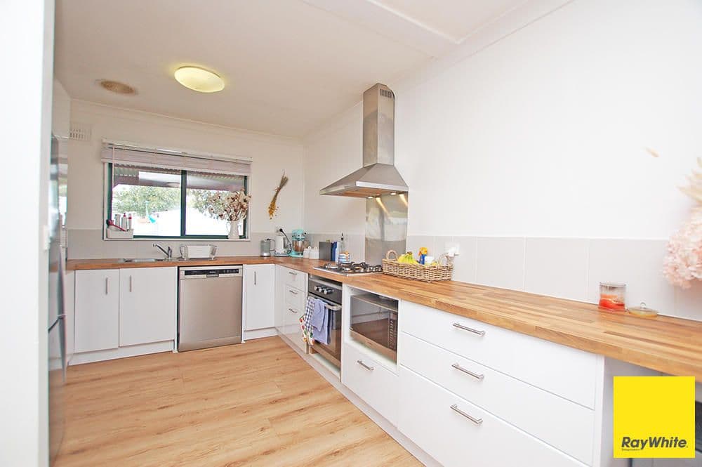 99 Cameron Road, Karabar NSW 2620, Karabar - Thumbnail 3