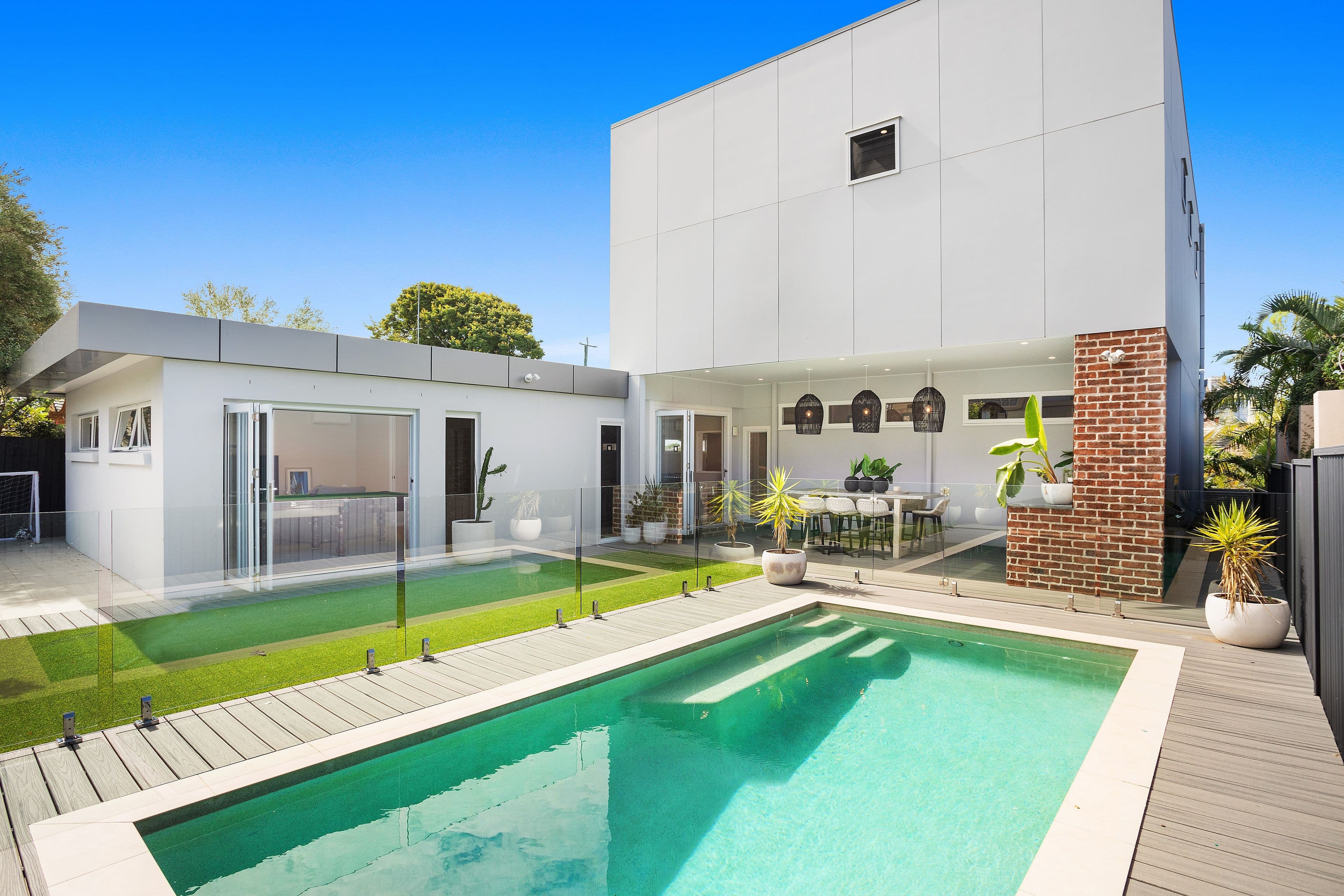 14 Charlton Street, Southport QLD 4215, Southport - Thumbnail 8