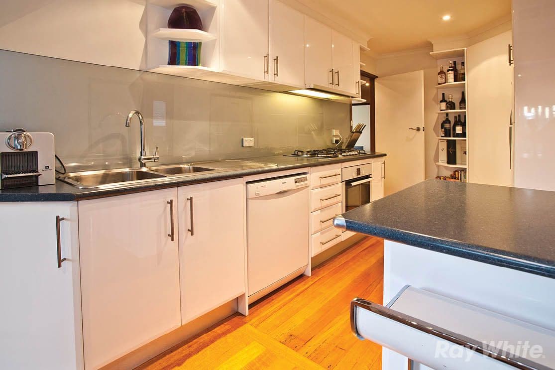 10 Dava Court, DANDENONG NORTH VIC 3175, Dandenong North - Thumbnail 2