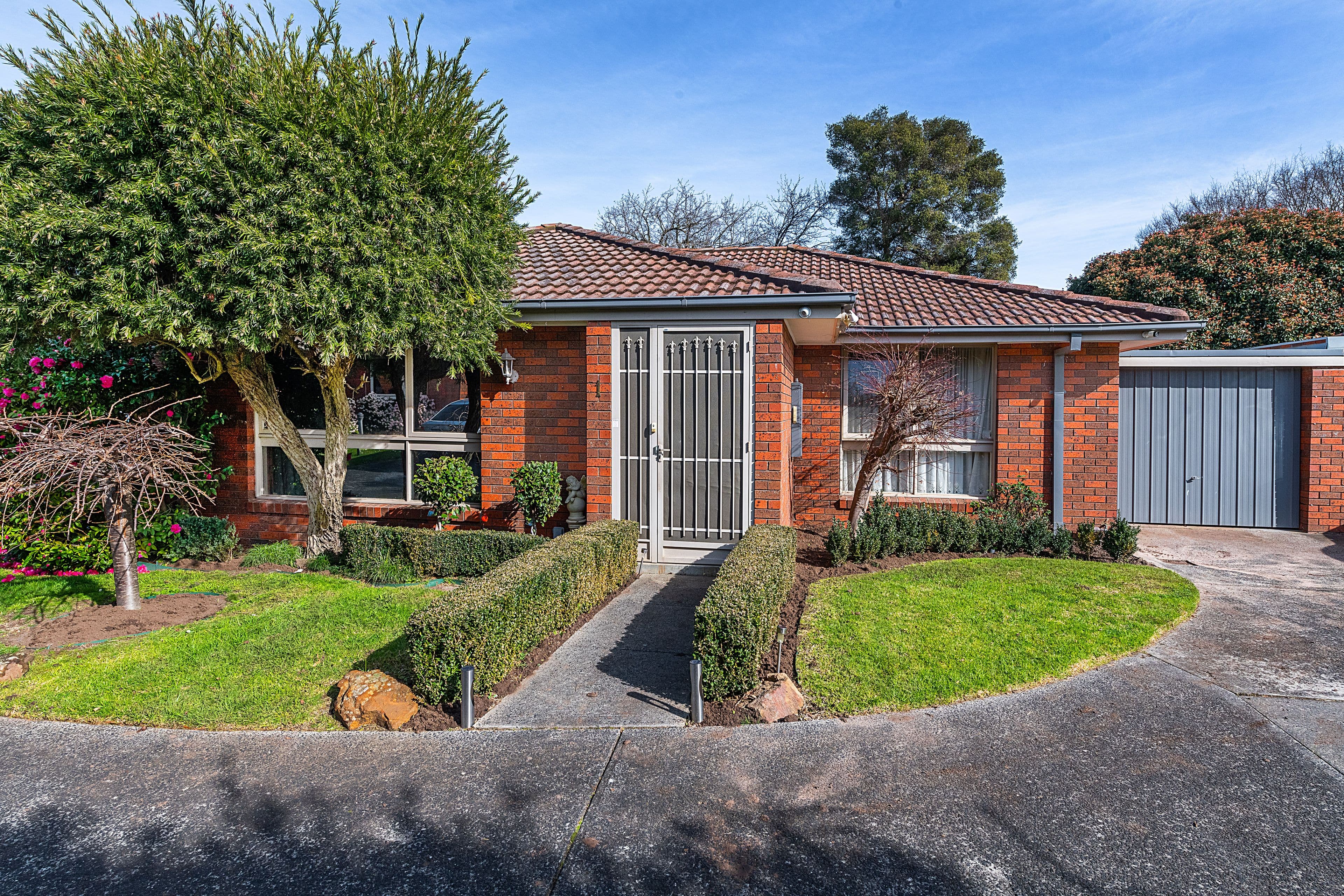 9-11 Elmhurst Road, Bayswater North VIC 3153, Bayswater North - Thumbnail 2