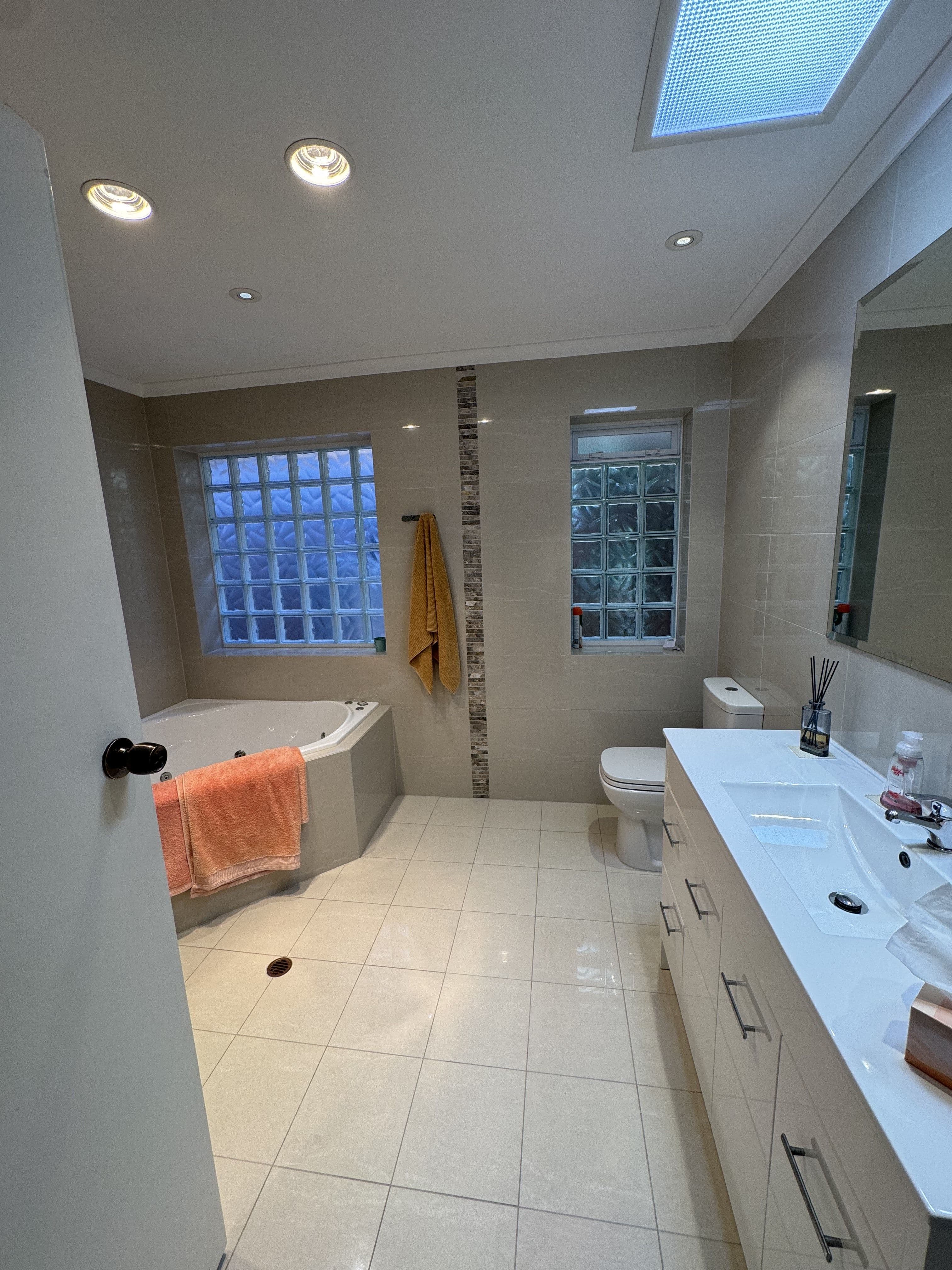 35 Lord Hobart Way, West Lakes SA 5021, West Lakes - Thumbnail 5