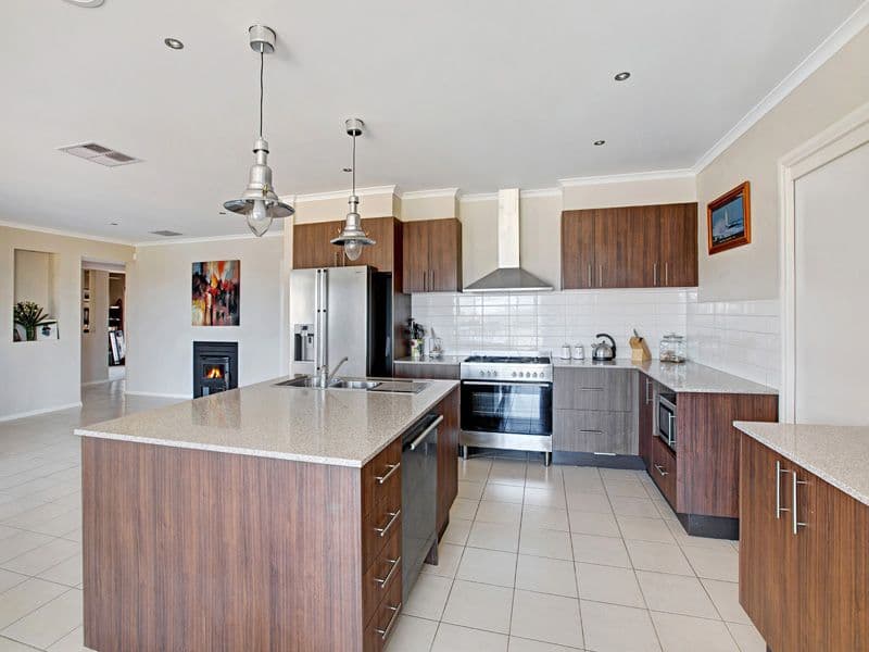 EDEN PARK VIC 3757, Eden Park - Thumbnail 2