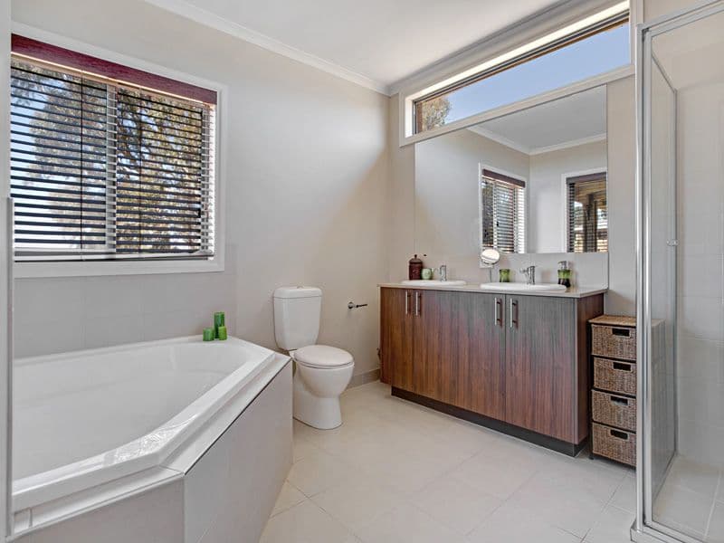 EDEN PARK VIC 3757, Eden Park - Thumbnail 5