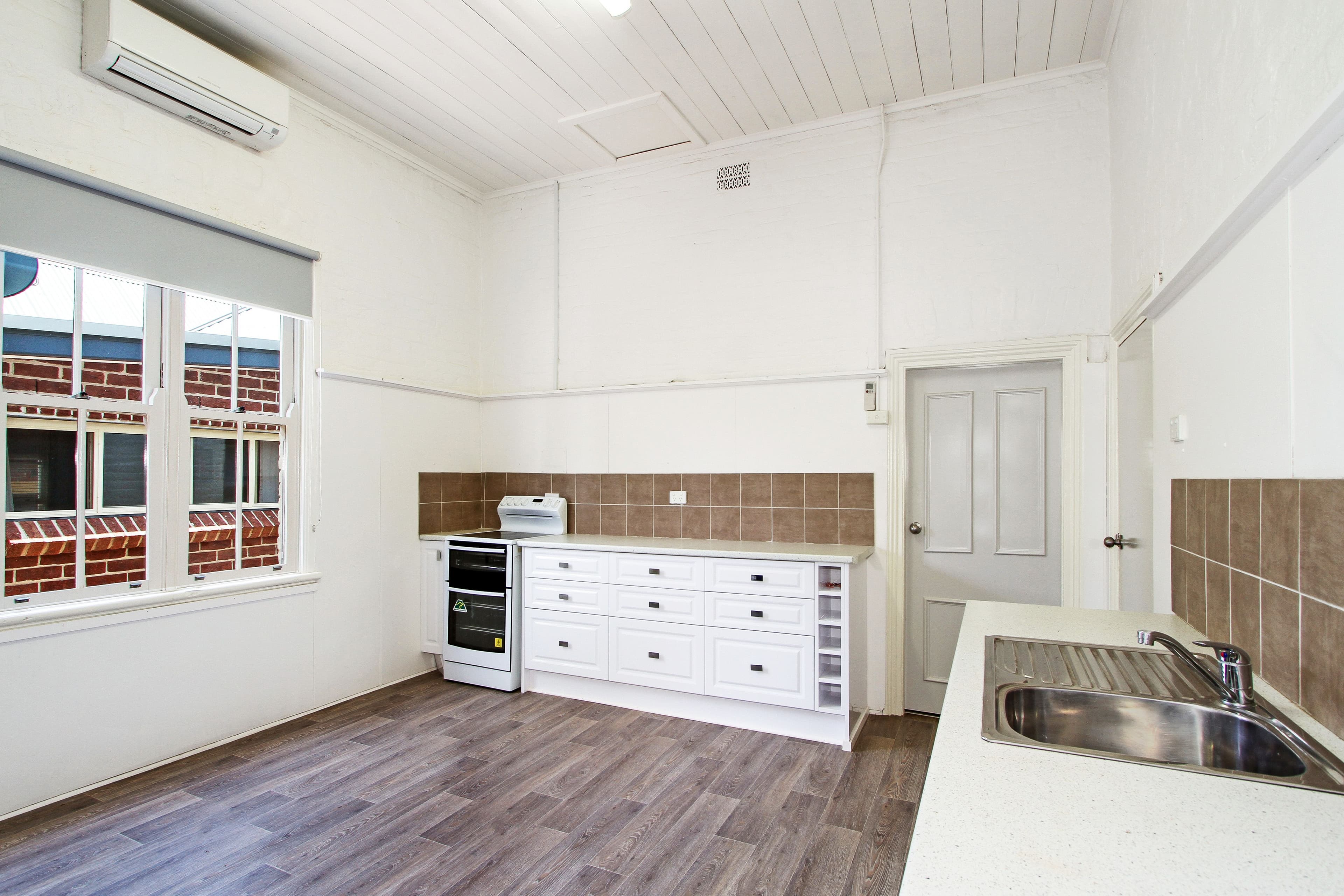 1 Darling Street, Tamworth - Thumbnail 8