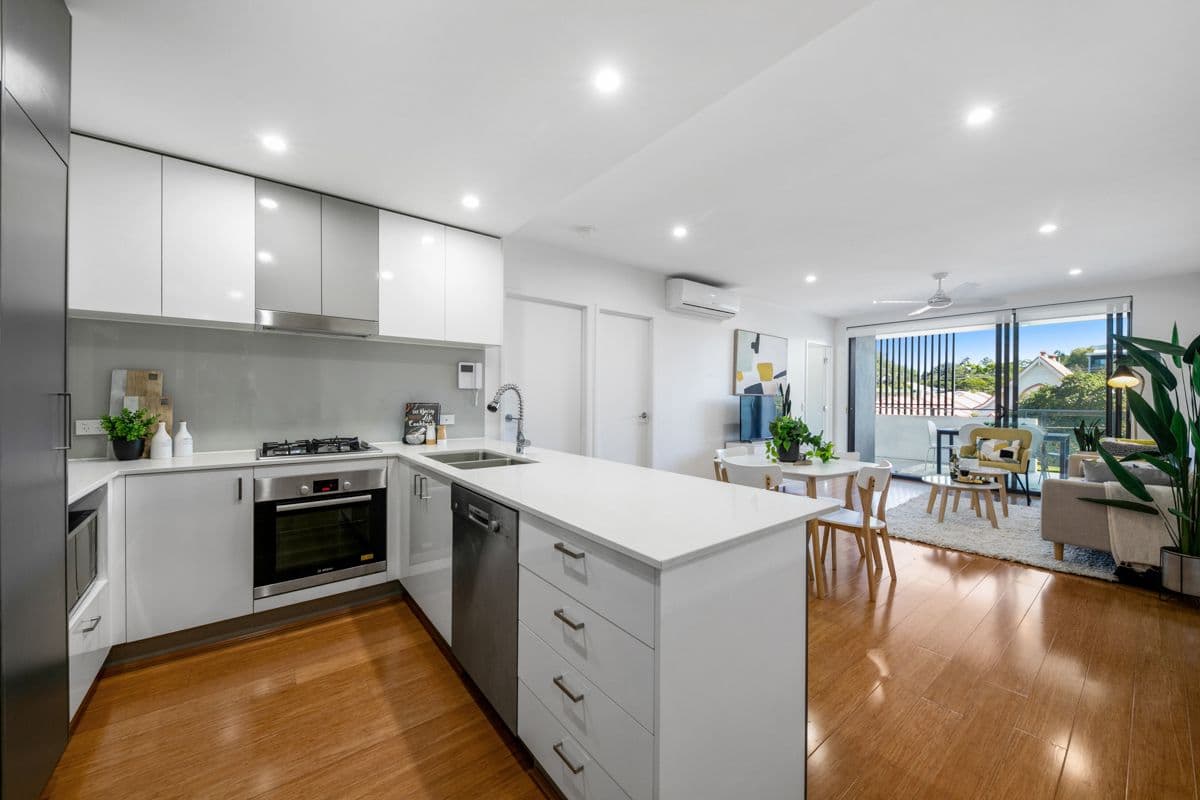 8 Mayhew Street, Sherwood QLD 4075, Sherwood - Image 1