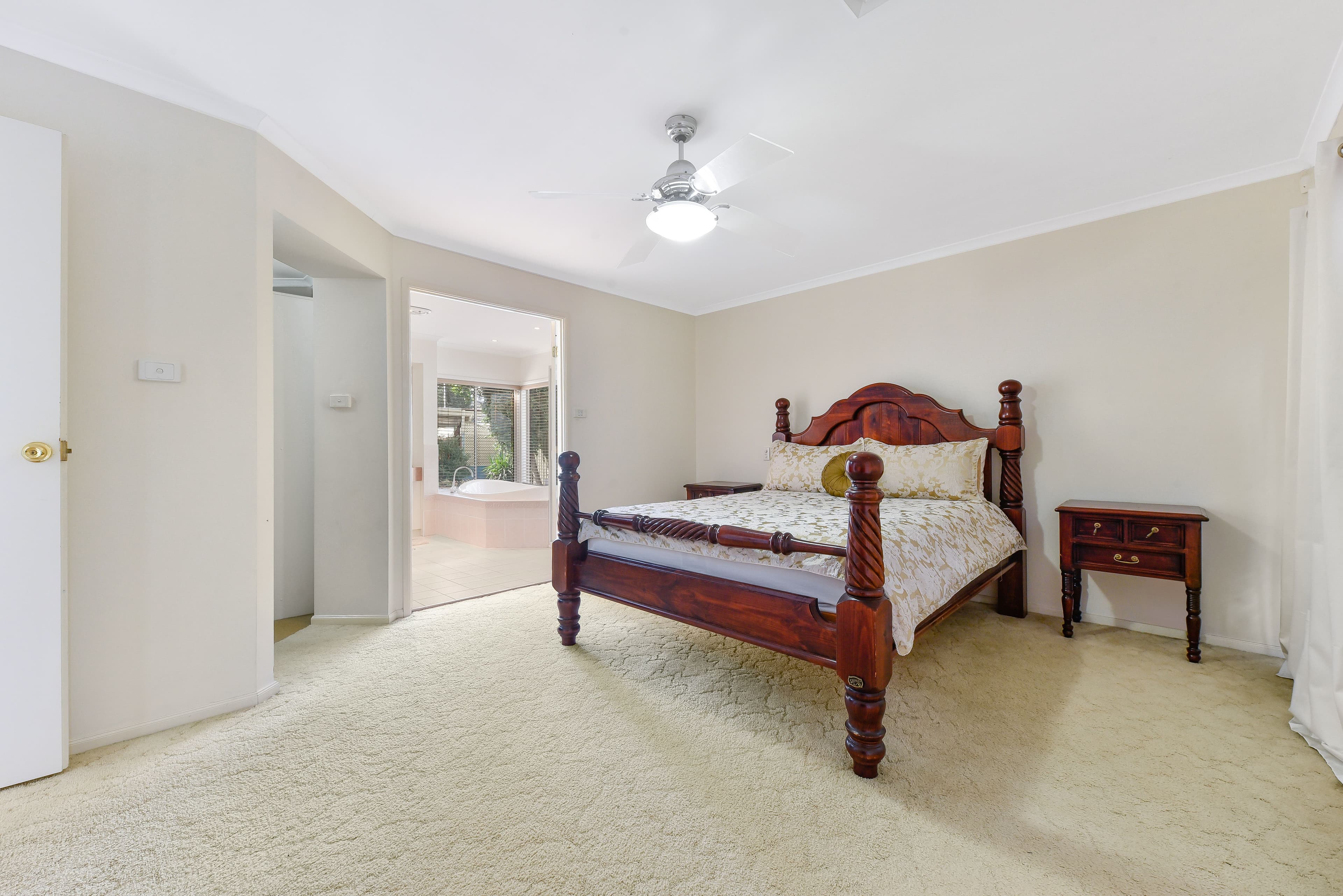 127 Pine Road, Casula - Thumbnail 8