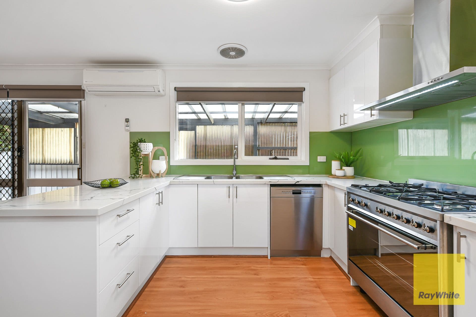2 Thomas Mitchell Drive, Endeavour Hills VIC 3802, Endeavour Hills - Thumbnail 5
