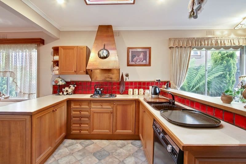 23 Waters Avenue, UPPER FERNTREE GULLY VIC 3156, Upper Ferntree Gully - Thumbnail 2