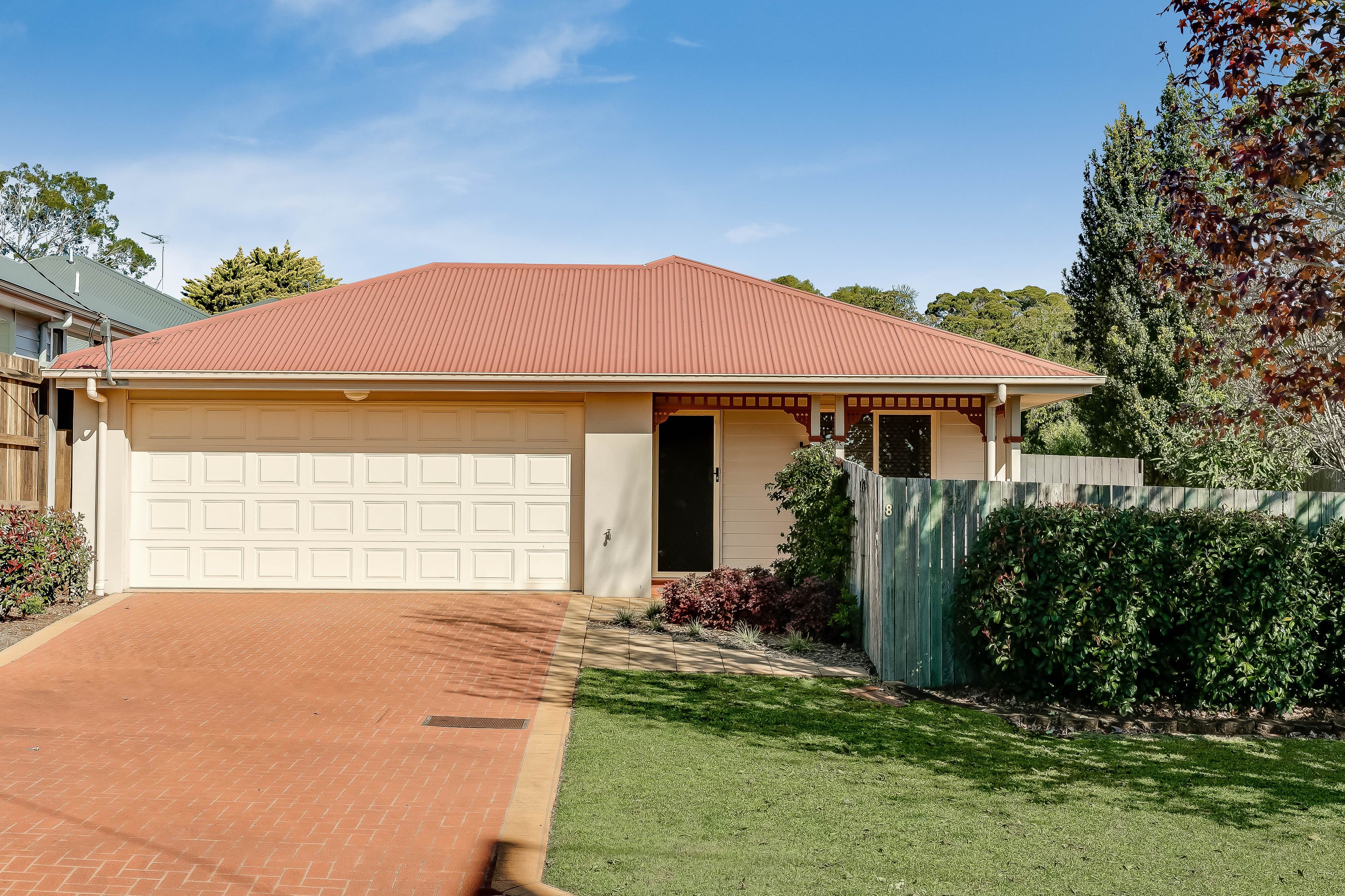 8 Denis Street, South Toowoomba QLD 4350, South Toowoomba - Thumbnail 2