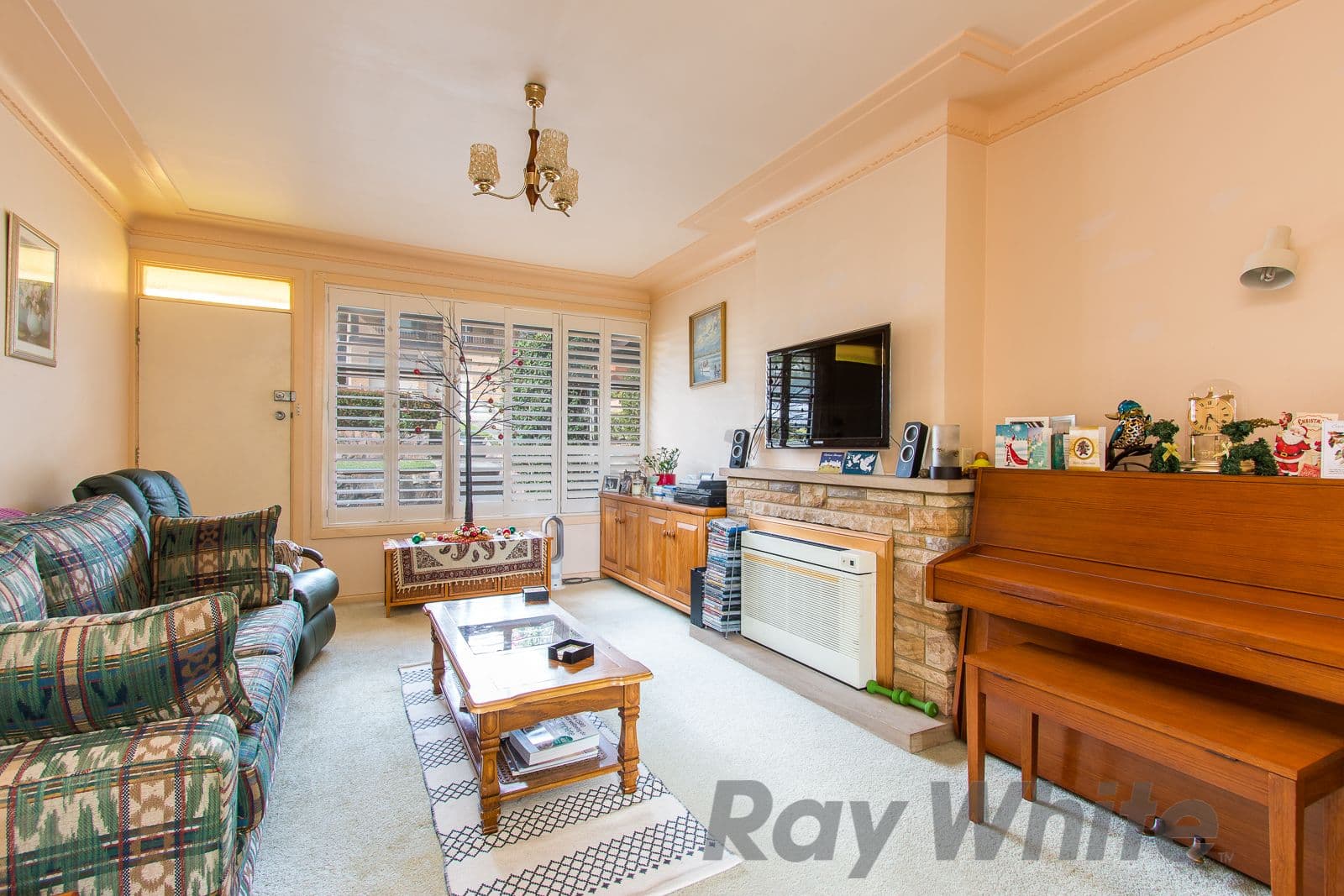 4 Baikie Crescent, Charlestown - Thumbnail 3