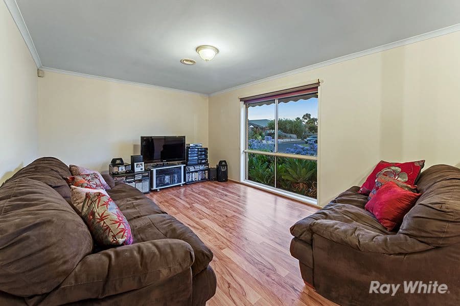 18 Yiota Place, Sydenham VIC 3037, Sydenham - Thumbnail 3