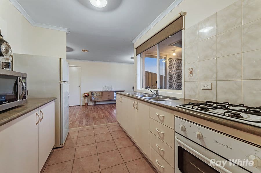 18 Yiota Place, Sydenham VIC 3037, Sydenham - Thumbnail 6