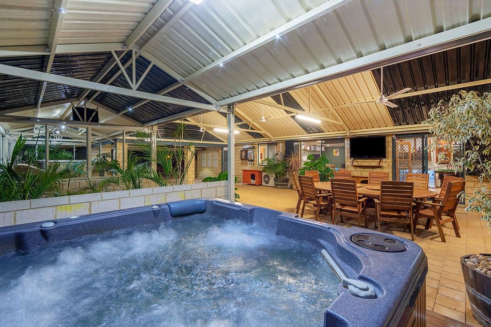 140 Riverland Drive, Stake Hill WA 6181, Stake Hill - Thumbnail 2