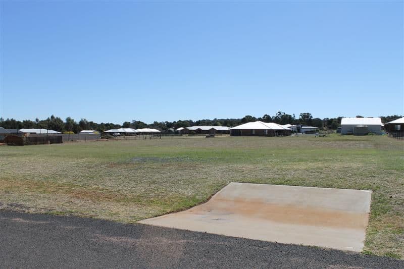 9 Thomas Smith Place, DUBBO NSW 2830, Dubbo - Image 1