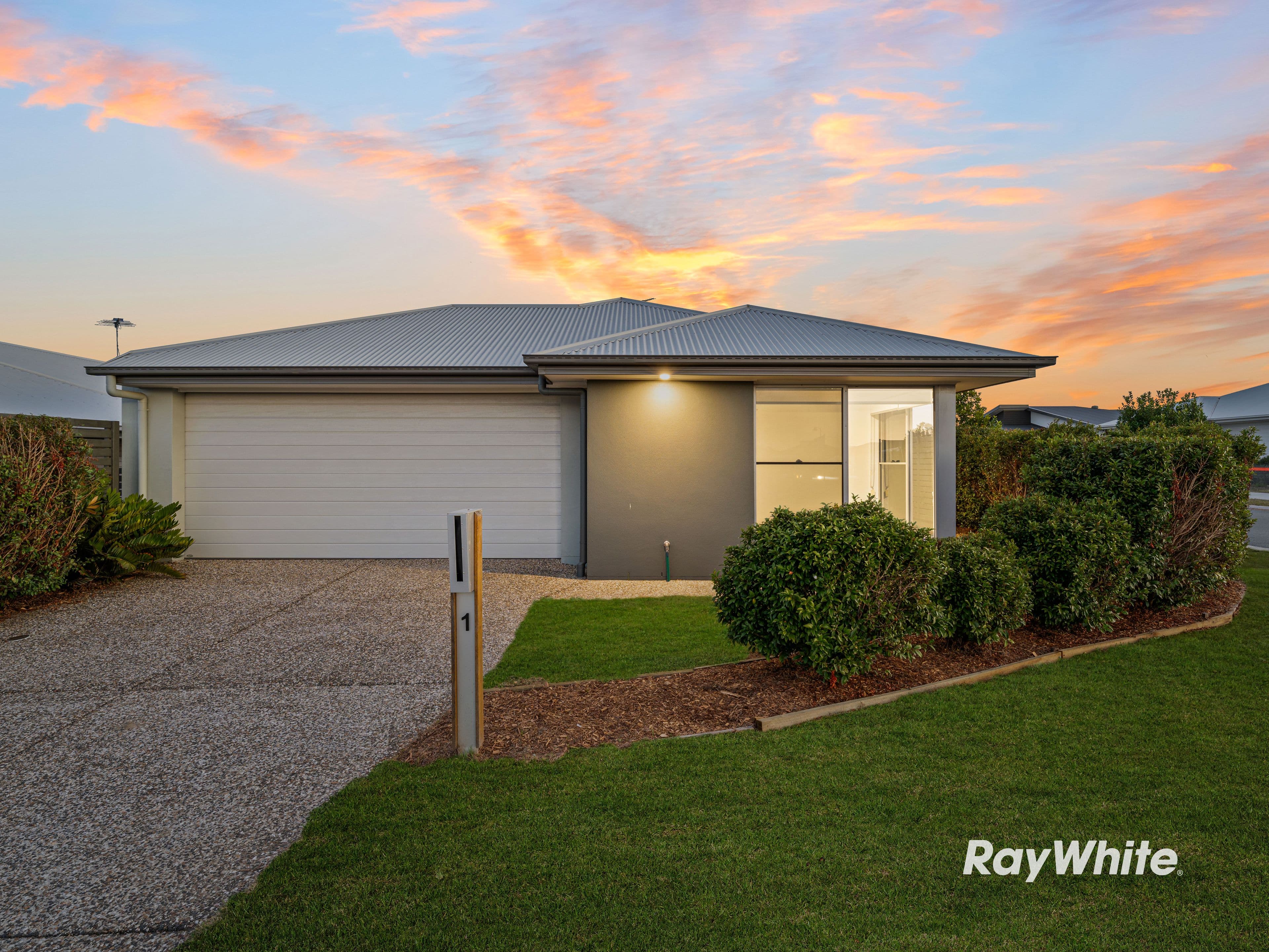 1 Franklin Avenue, Park Ridge QLD 4125, Park Ridge - Image 1