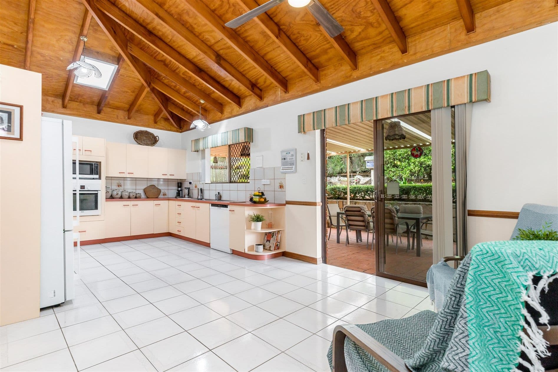 29 Karloff Drive, Stafford Heights QLD 4053, Stafford Heights - Thumbnail 6