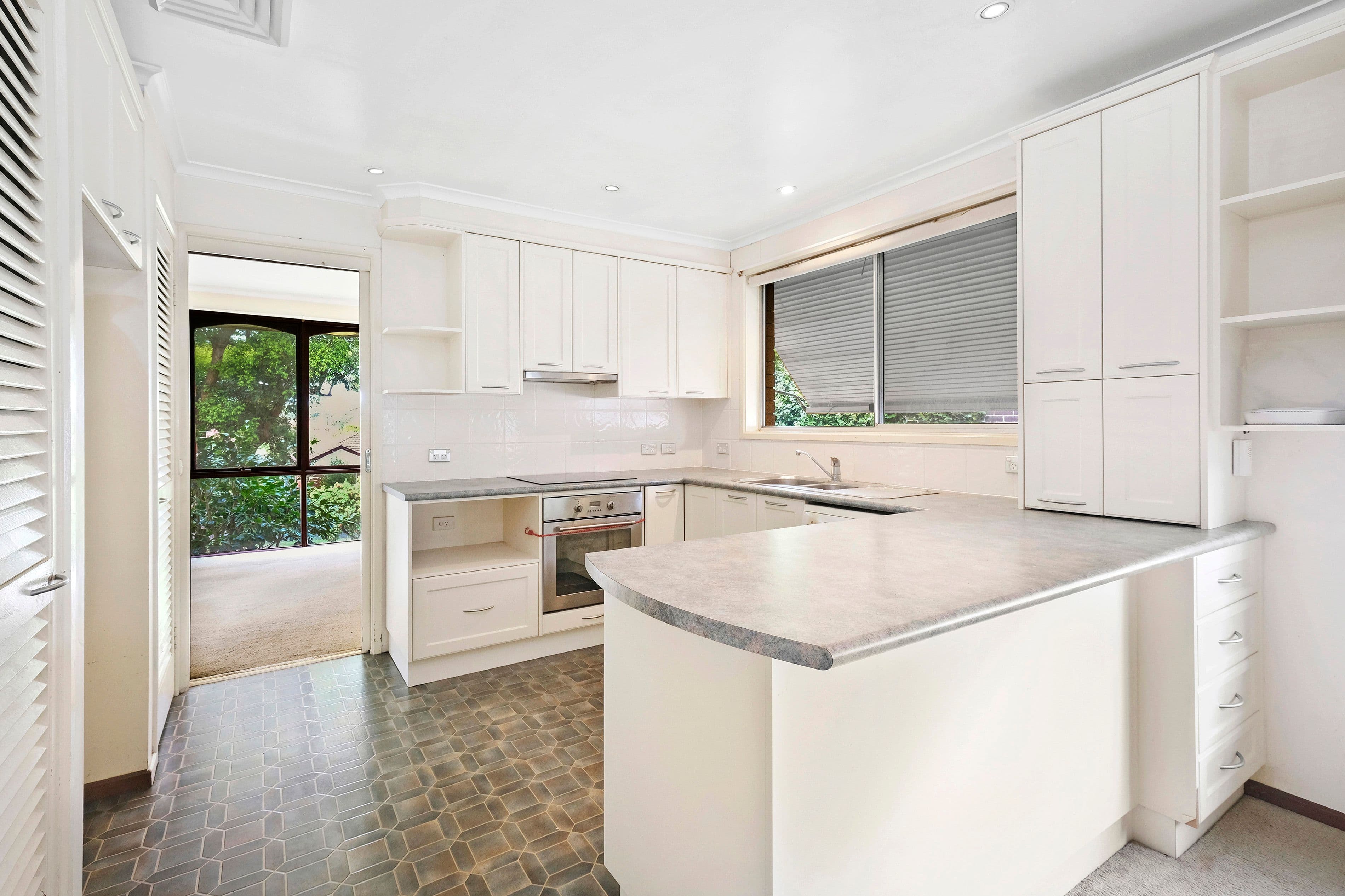 38 Cairns Street, Riverwood NSW 2210, Riverwood - Thumbnail 4