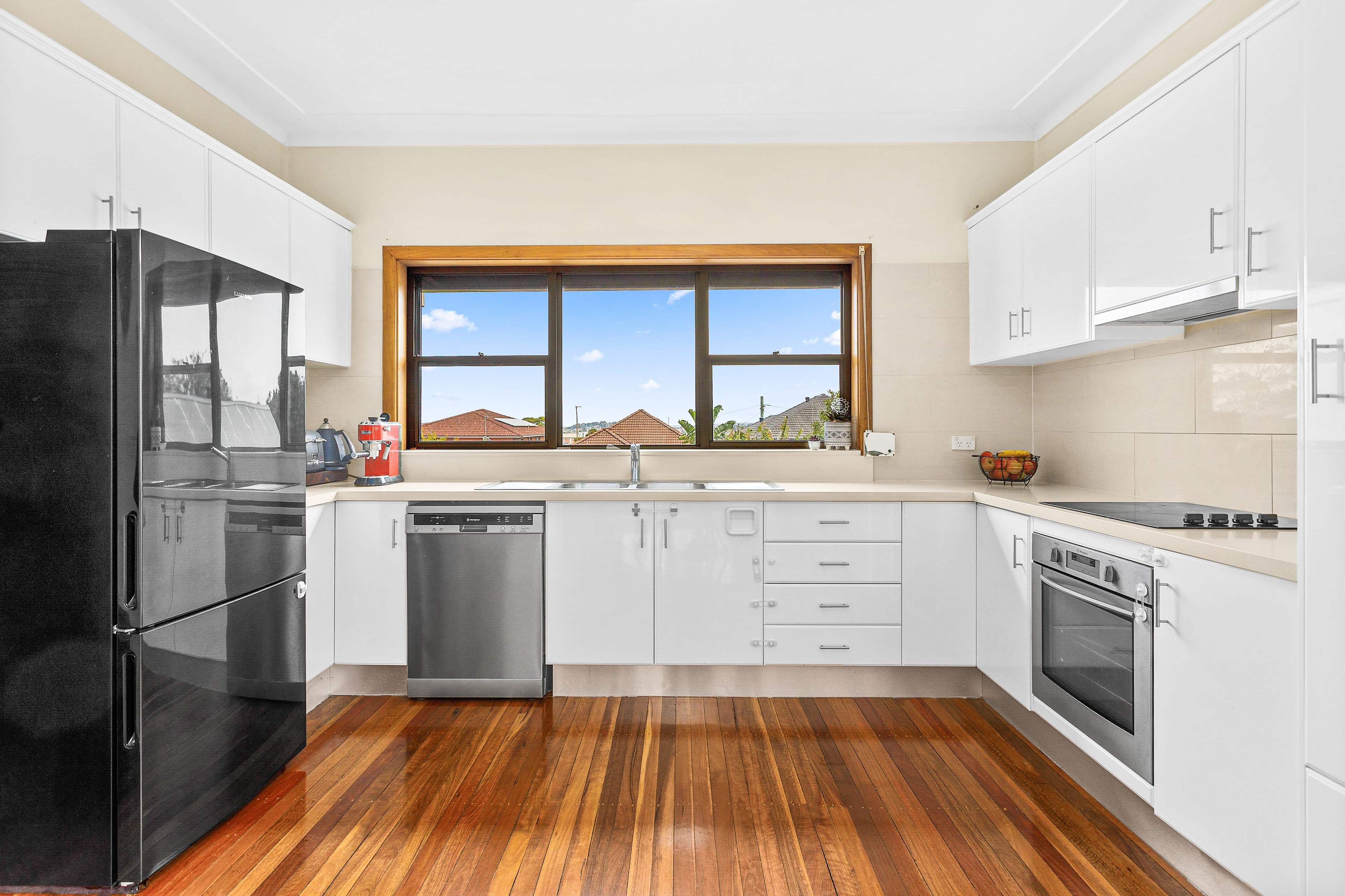75 Robertson Street, Port Kembla NSW 2505, Port Kembla - Thumbnail 2