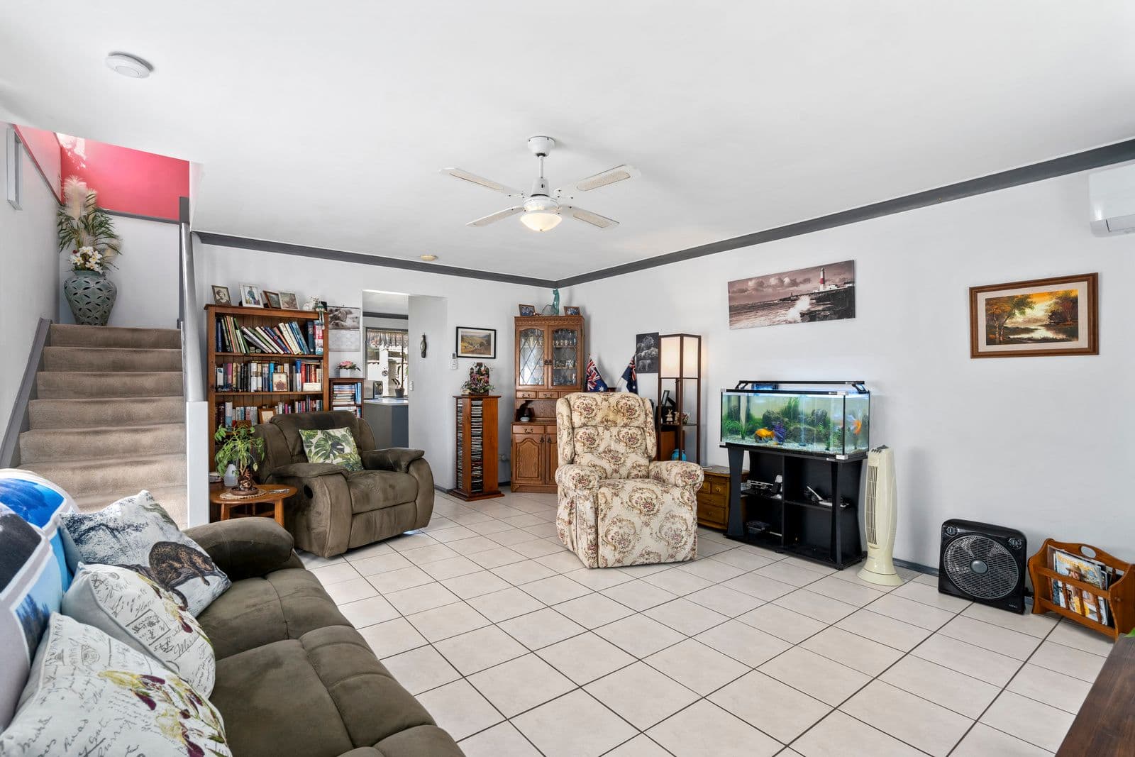 421 Oxley Drive, Runaway Bay QLD 4216, Runaway Bay - Thumbnail 6