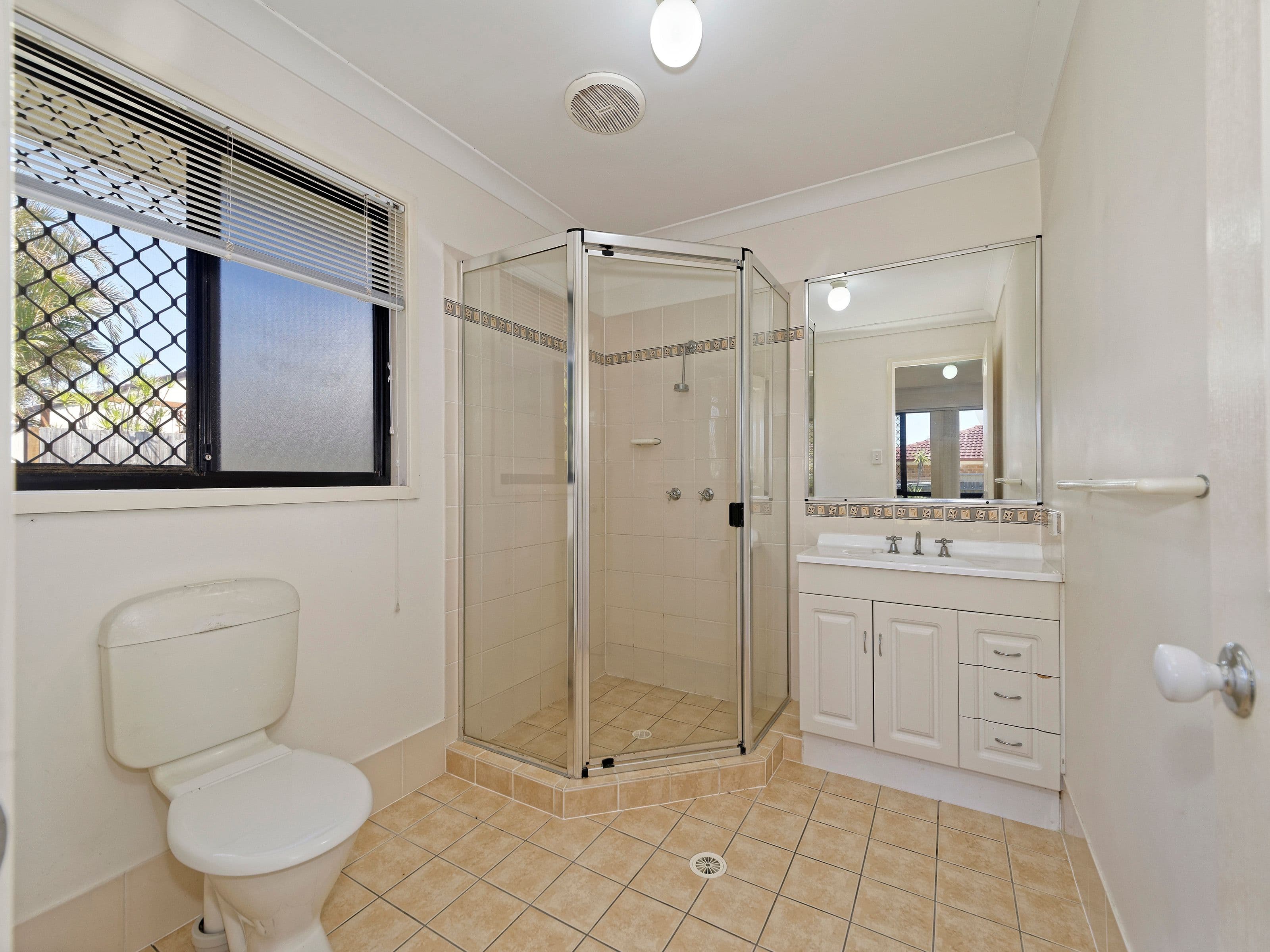 19 Peppermint Drive, Mount Gambier, Mount Gambier - Thumbnail 8