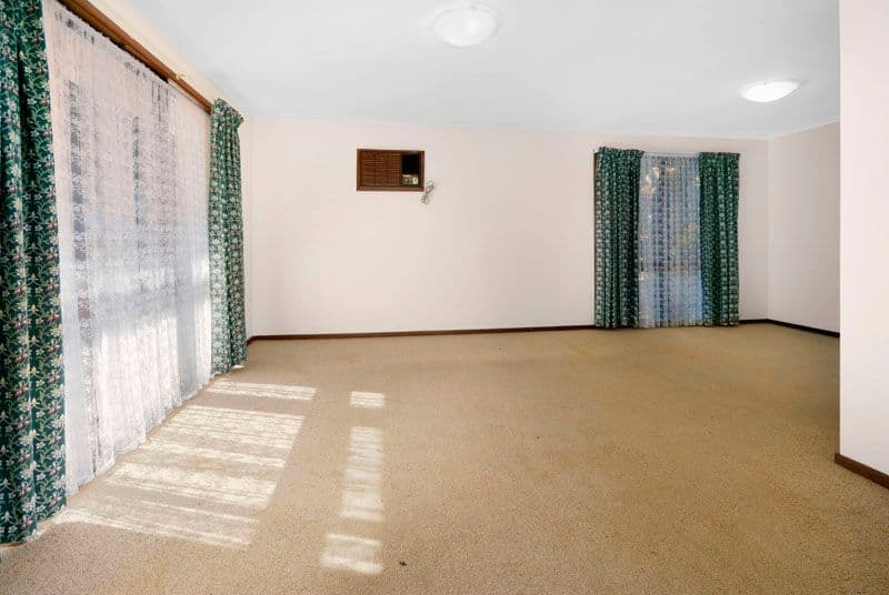 6 Yungana Place, BANGOR NSW 2234, Bangor - Thumbnail 2