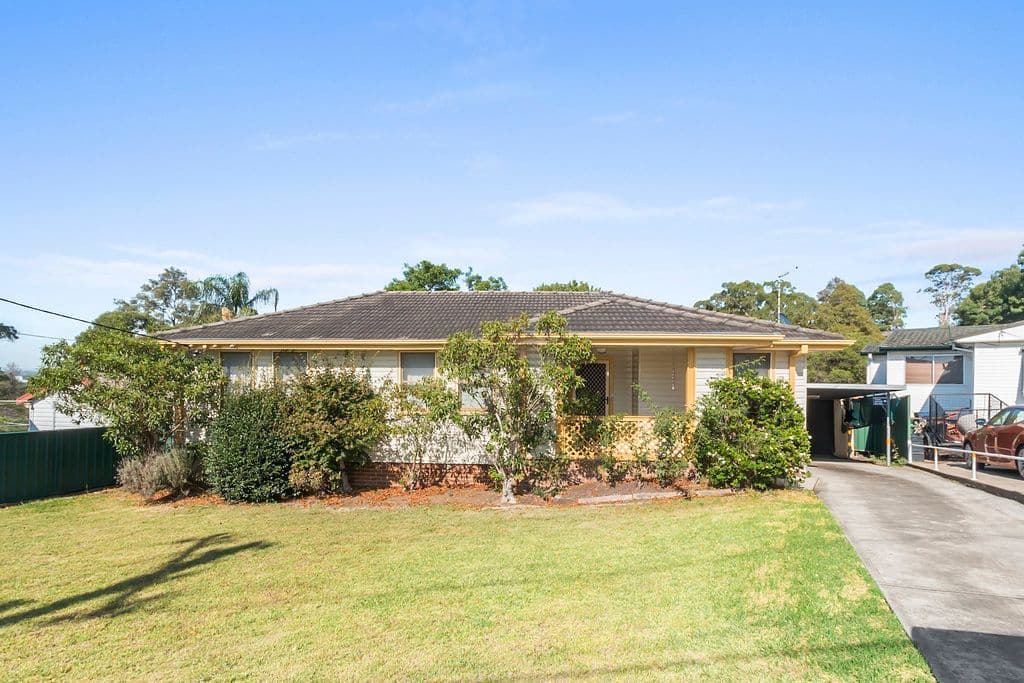 29 St Johns Road, Busby - Image 1
