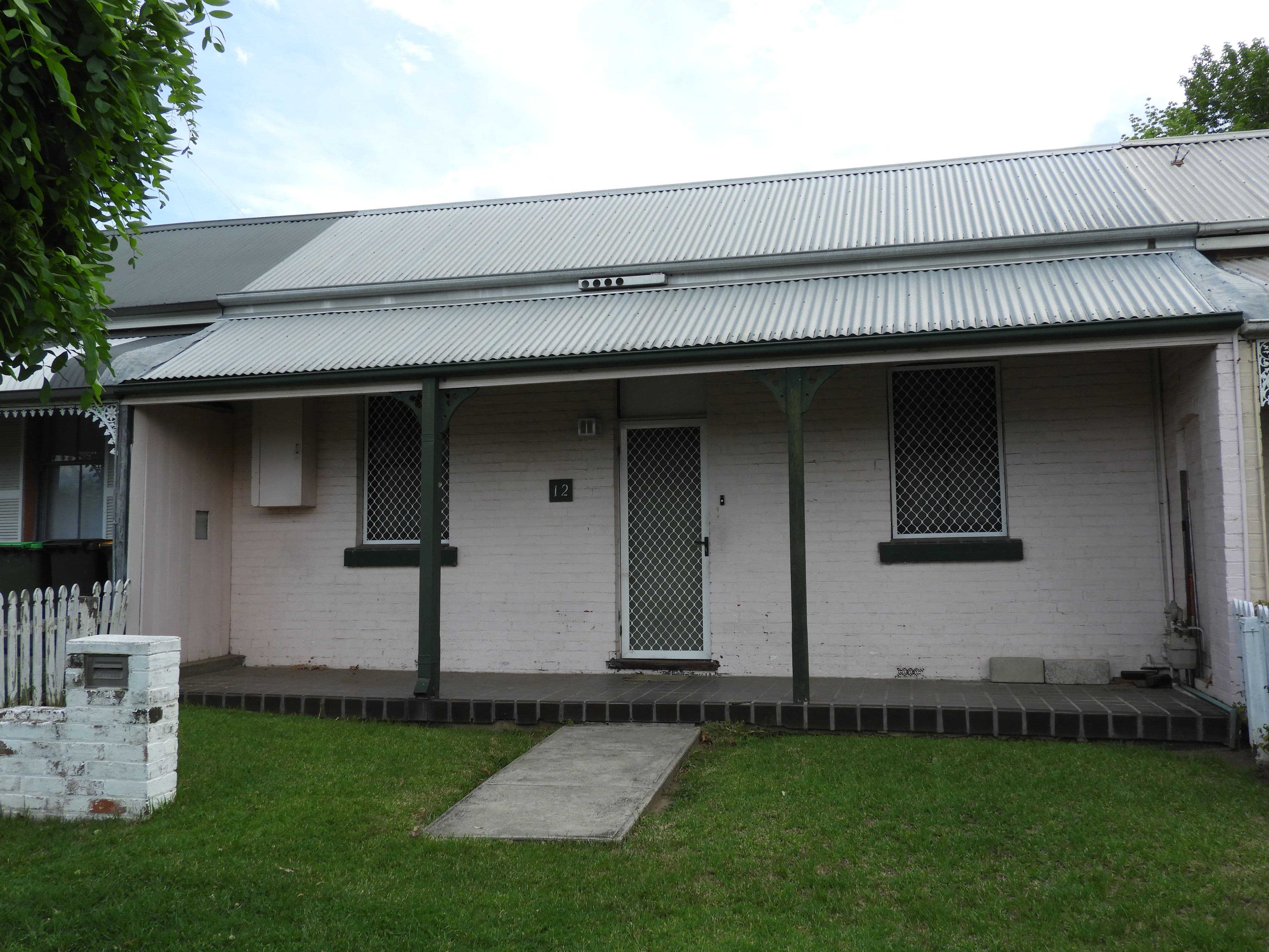 12 Henry Street, Bathurst - Image 1