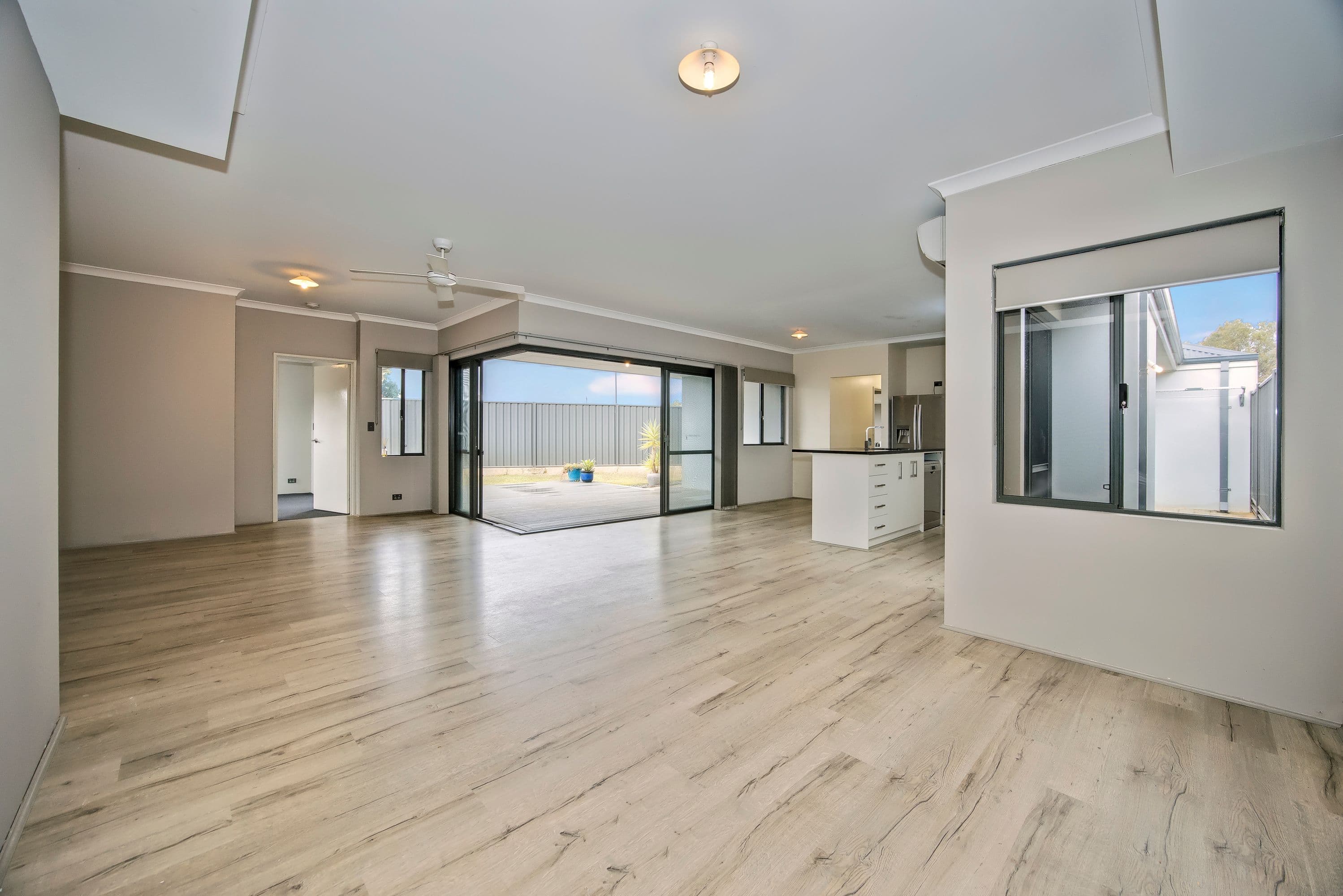 2 Peg Lane, Yanchep WA 6035, Yanchep - Thumbnail 3