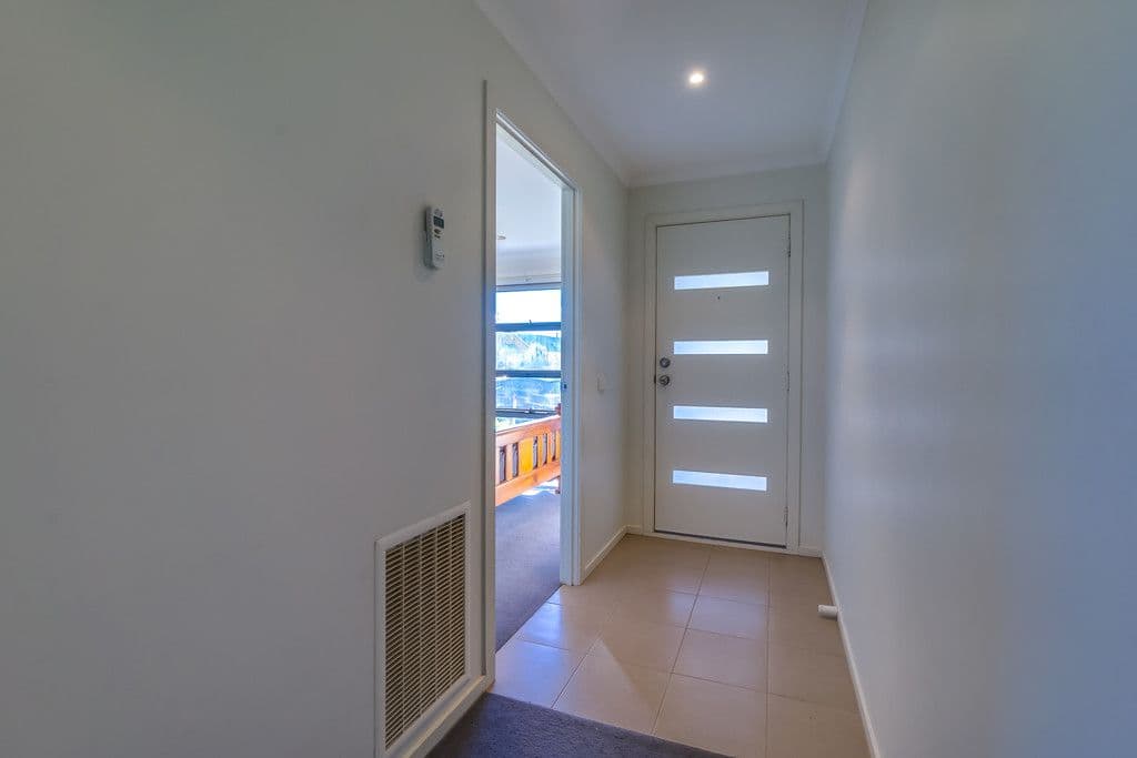 64 Wentworth Avenue, Wyndham Vale VIC 3024, Wyndham Vale - Thumbnail 6