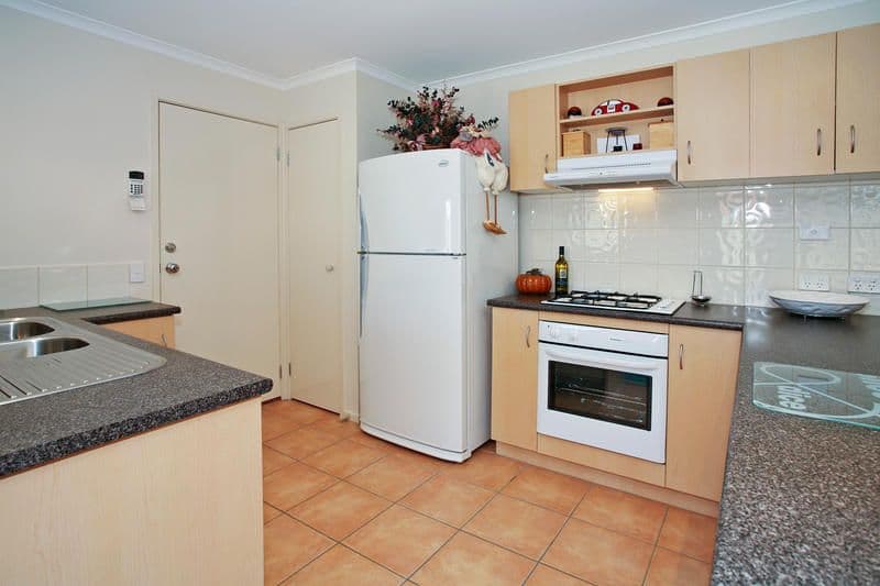 3 Hewitt Drive, GROVEDALE VIC 3216, Grovedale - Thumbnail 3