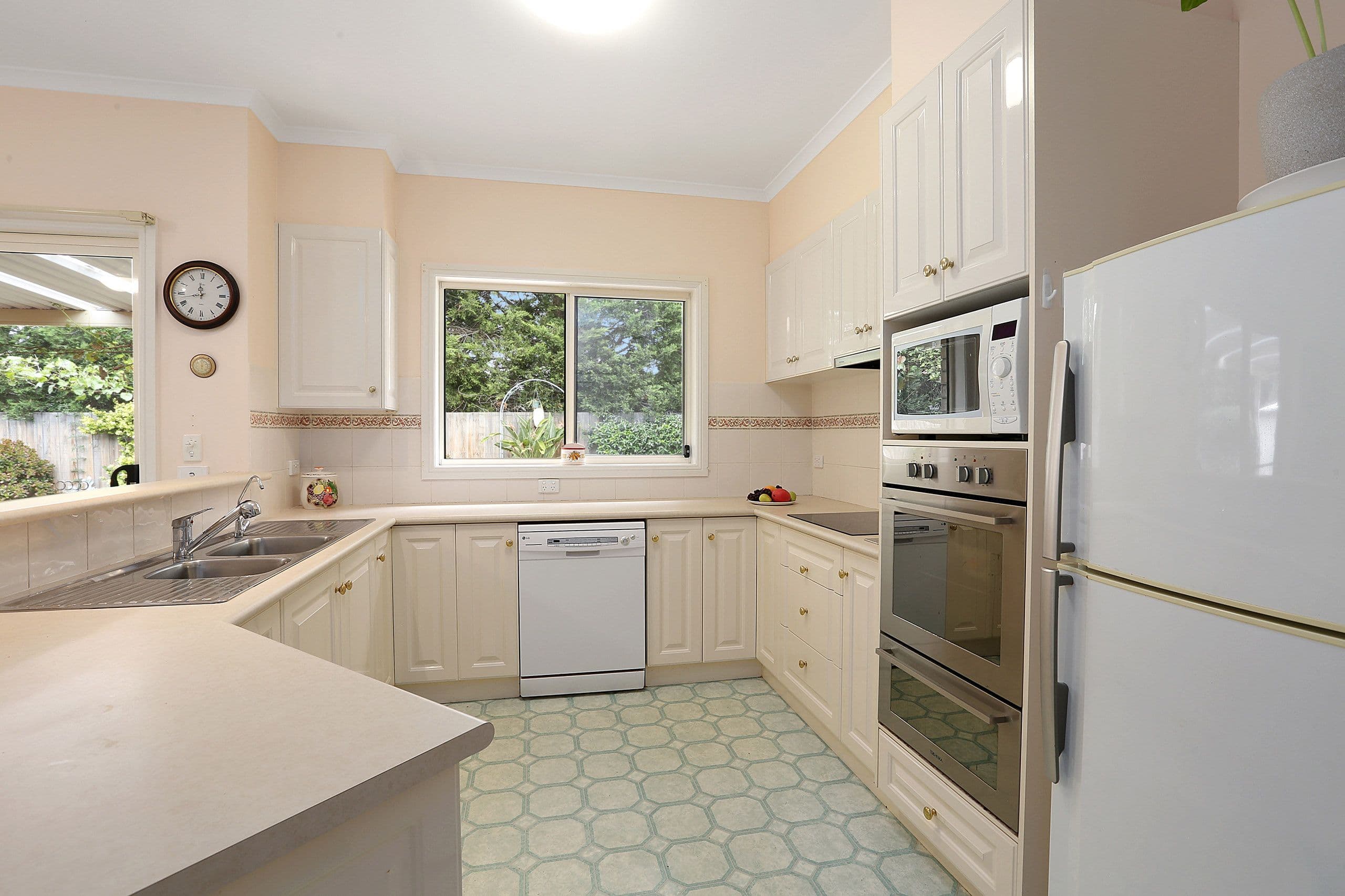 39 Buckingham Street, Lara VIC 3212, Lara - Thumbnail 3