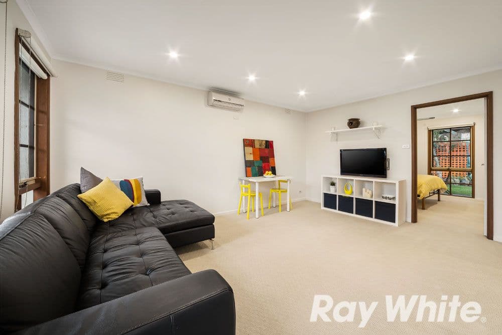 22 Dwyer Street, Macleod VIC 3085, Macleod - Thumbnail 2