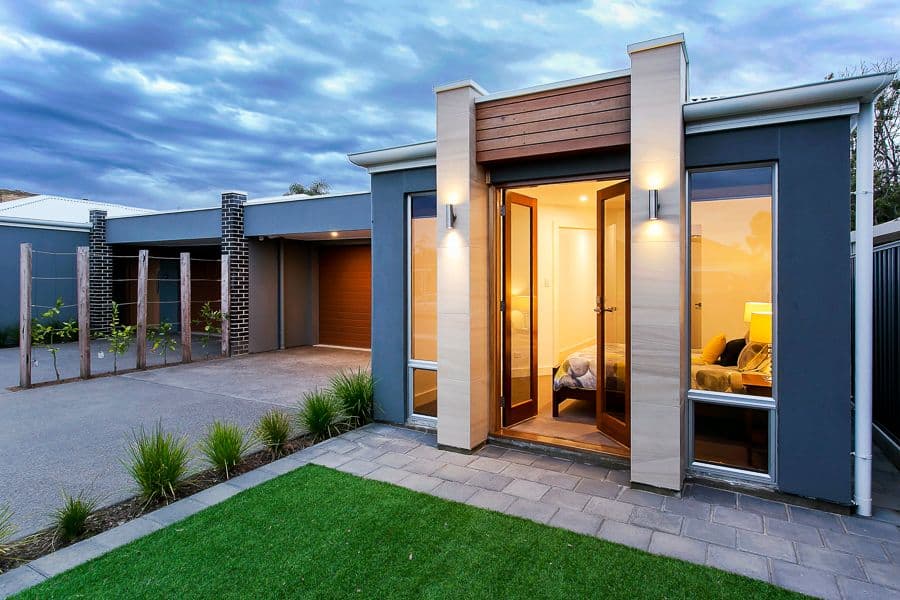 18 Andrew Avenue, Marion SA 5043, Marion - Thumbnail 2
