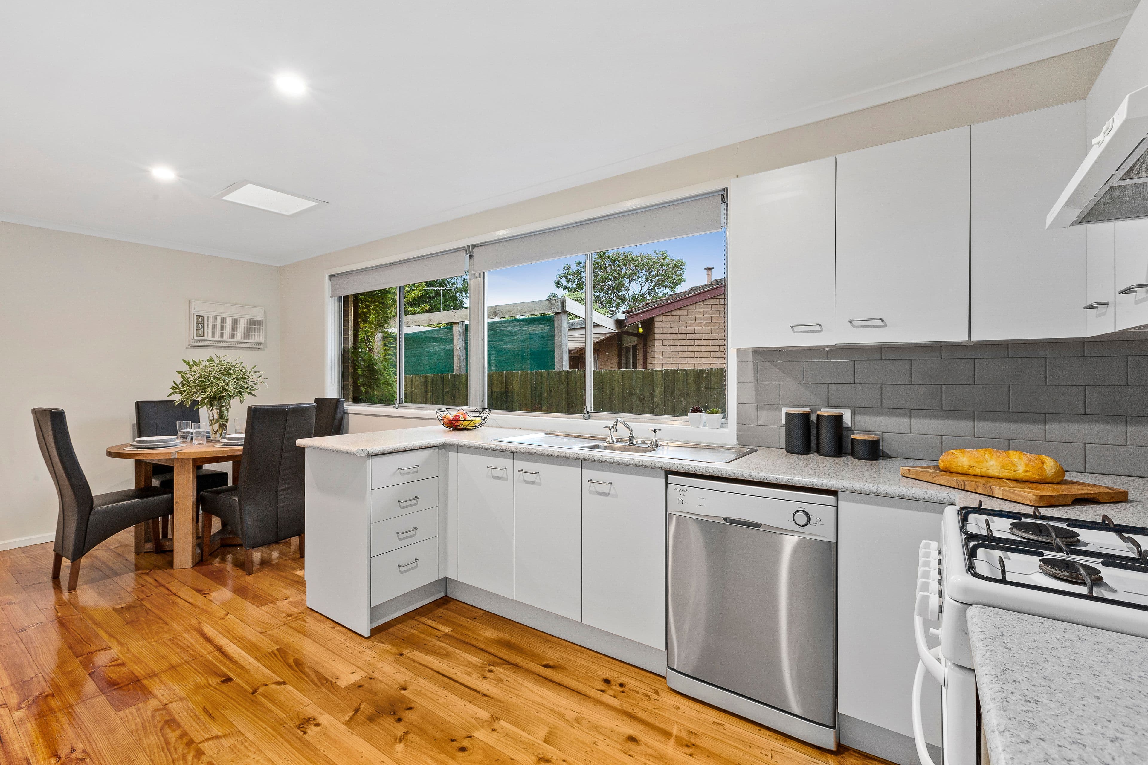 78 Taketa Crescent, Frankston VIC 3199, Frankston - Thumbnail 3