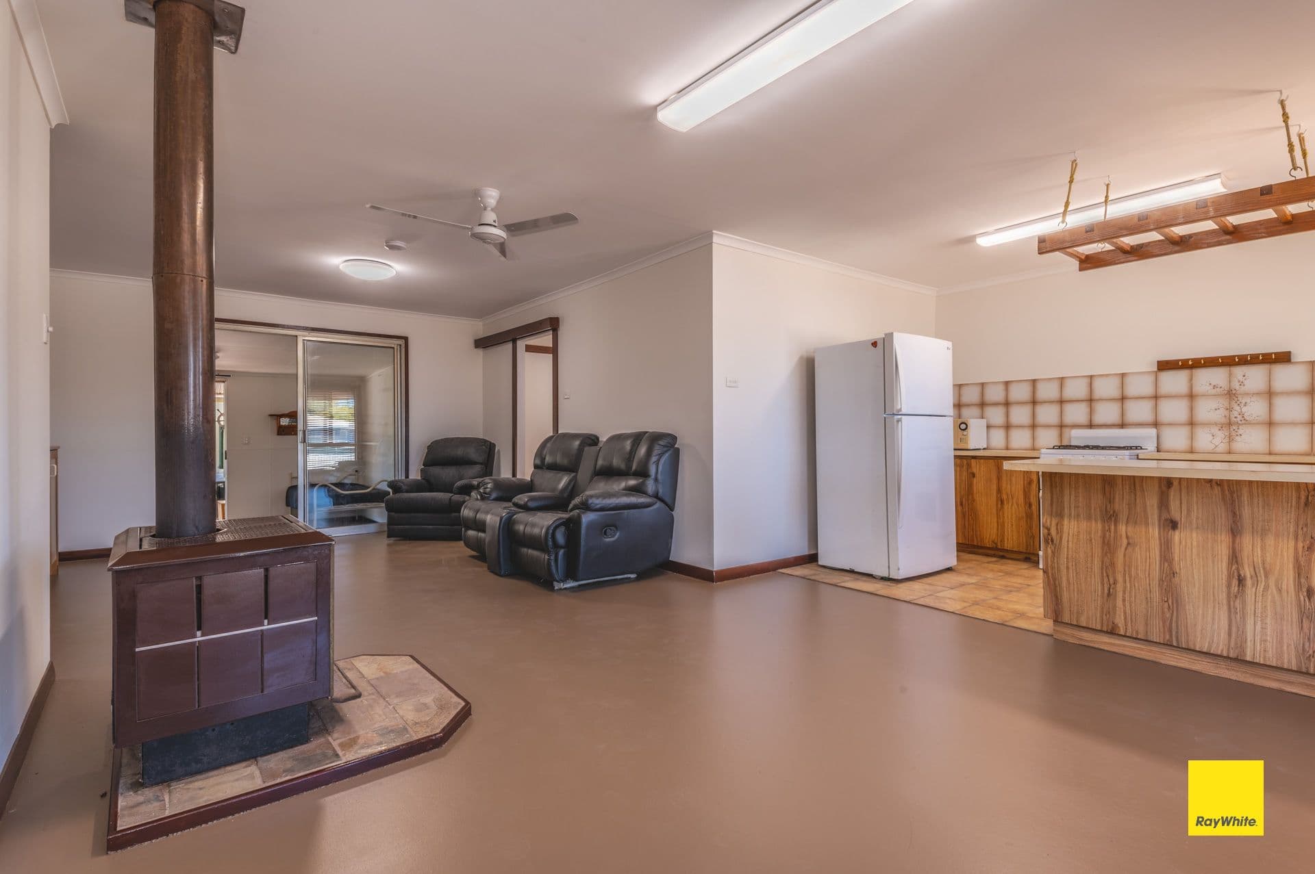 85A Cockram Street, Lancelin WA 6044, Lancelin - Thumbnail 3
