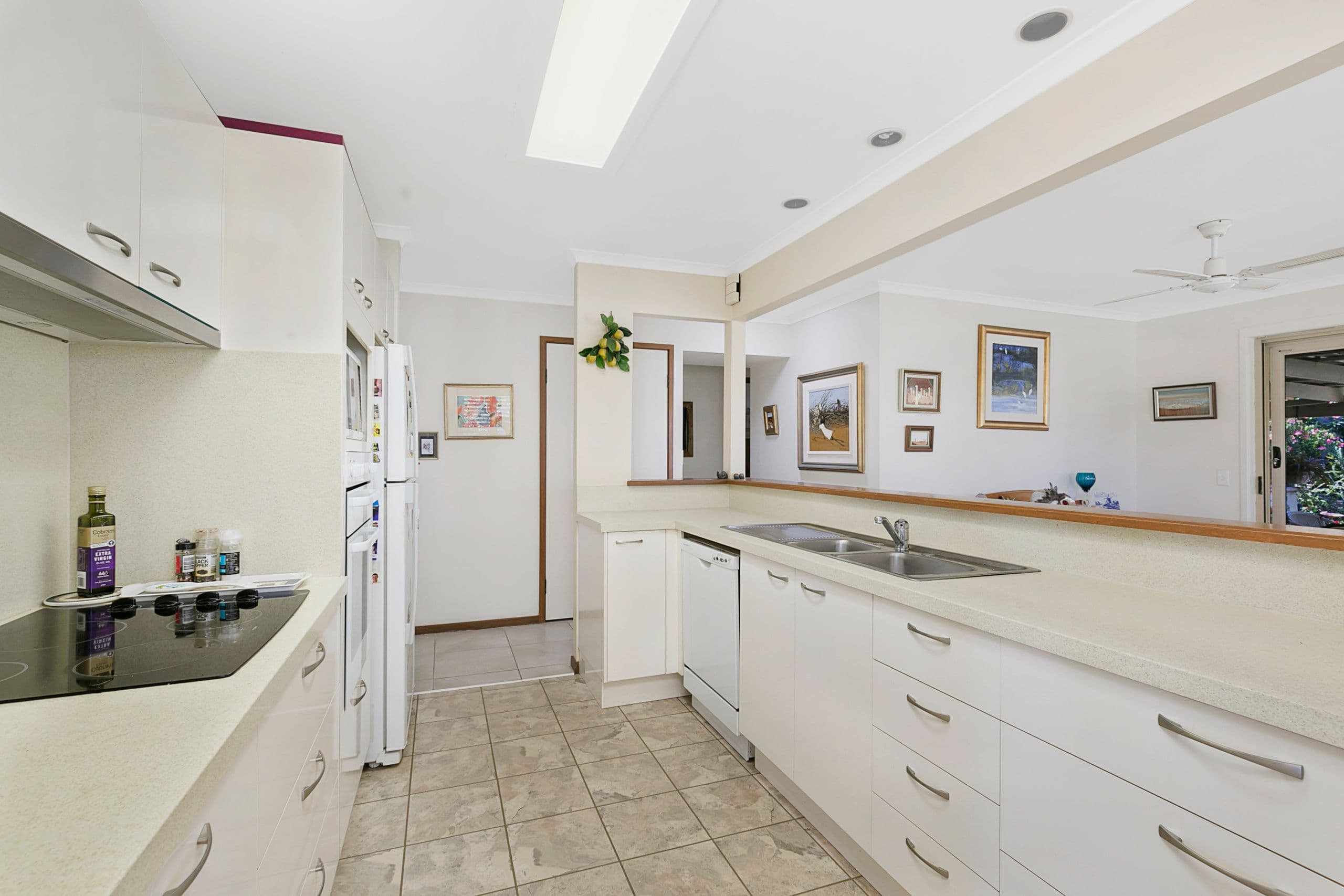7 Pandora Court, Cleveland QLD 4163, Cleveland - Thumbnail 2