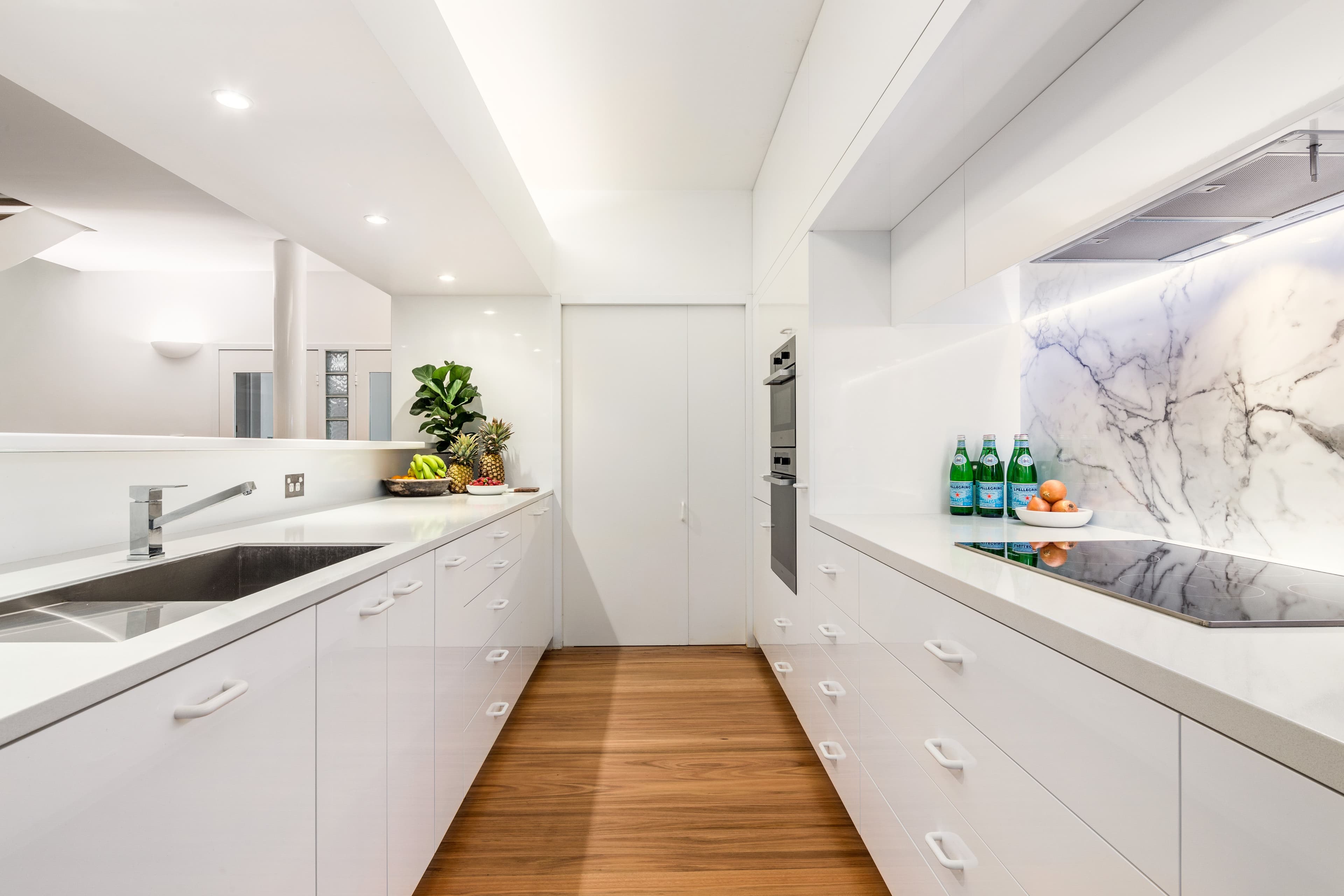 15 Sandy Bay Road, Clontarf - Thumbnail 4