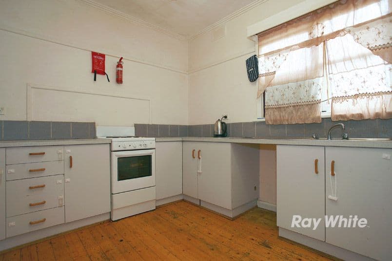 40 Gladstone Road, DANDENONG VIC 3175, Dandenong - Thumbnail 8