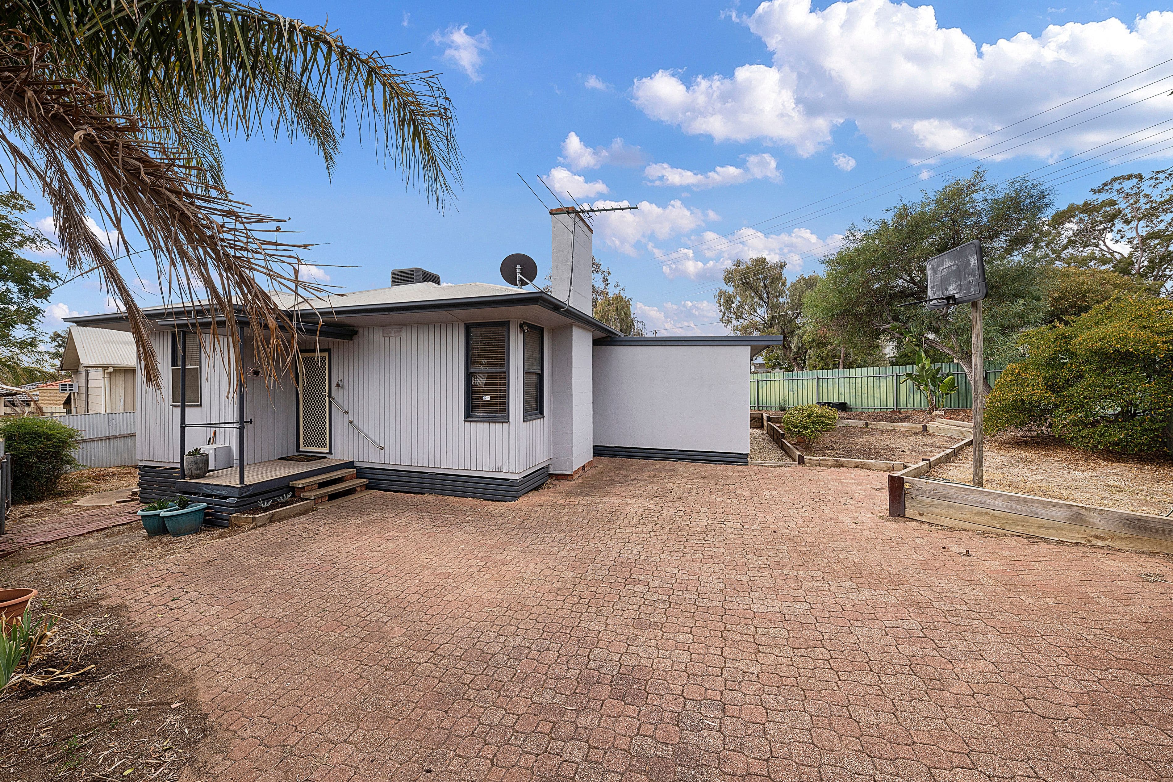 18 Marker Street, Enfield SA 5085, Enfield - Thumbnail 2