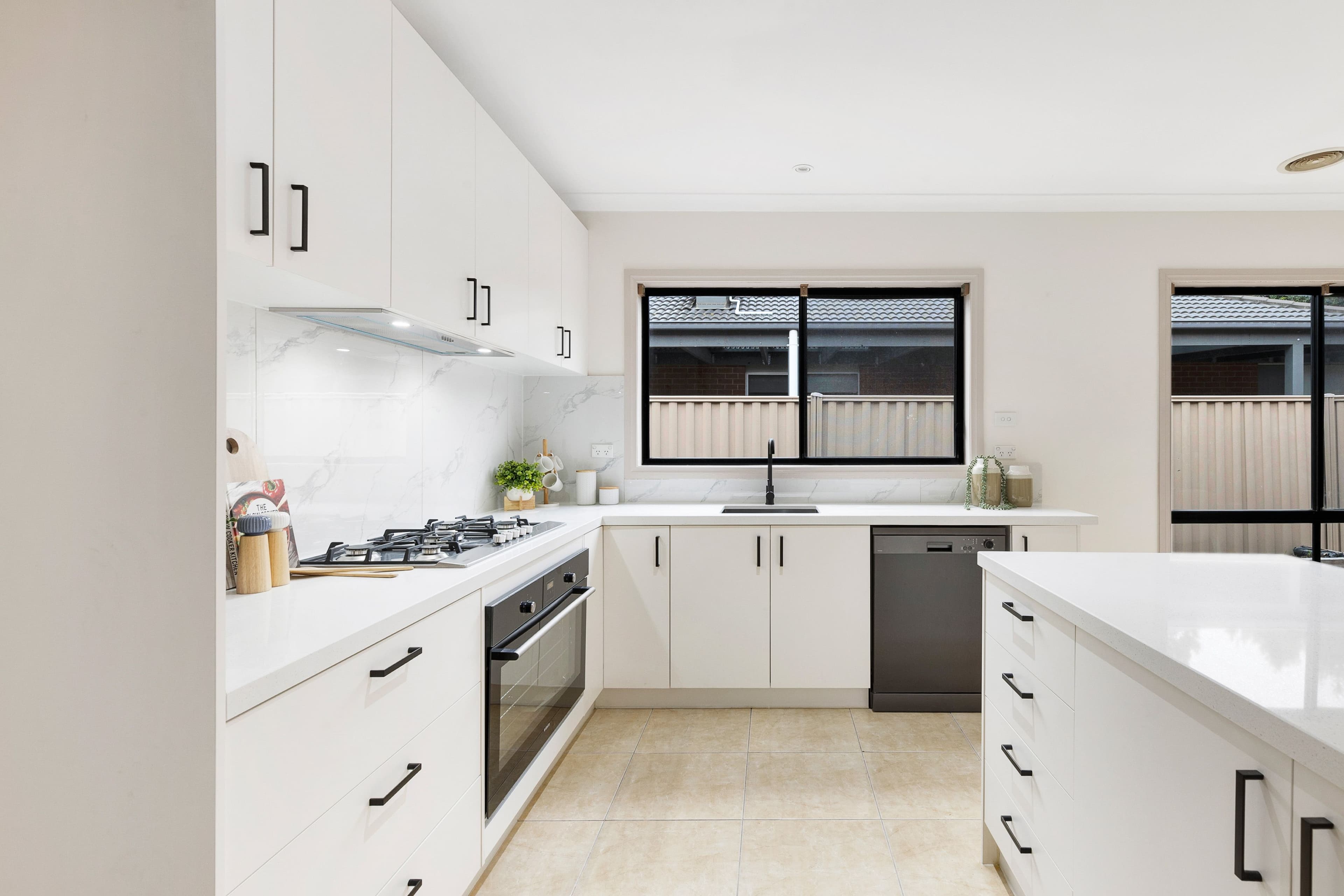 26 Liverpool Circuit, Craigieburn VIC 3064, Craigieburn - Thumbnail 3