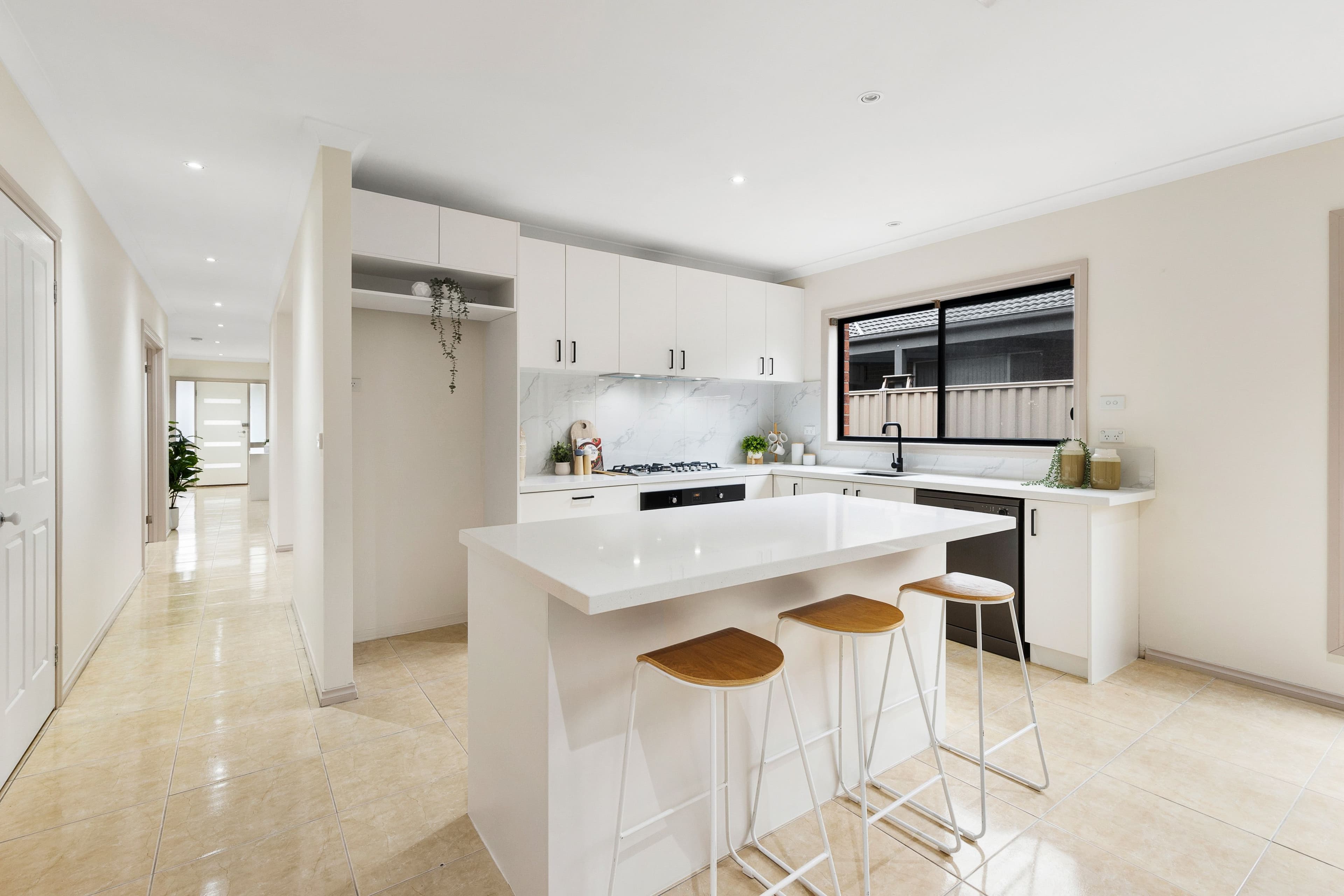 26 Liverpool Circuit, Craigieburn VIC 3064, Craigieburn - Thumbnail 4