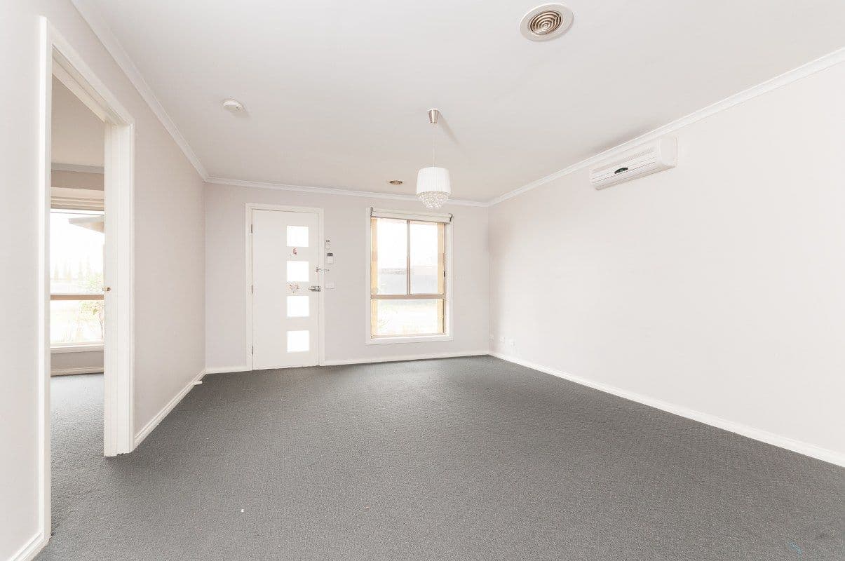 25 Limpopa Square, ROXBURGH PARK VIC 3064, Roxburgh Park - Thumbnail 4