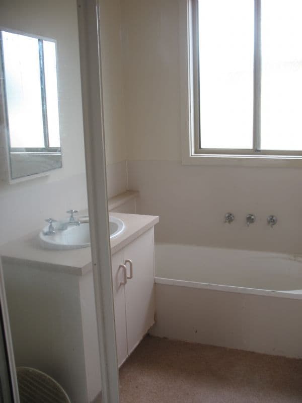13 Glasgow Street, WARRNAMBOOL VIC 3280, Warrnambool - Thumbnail 4