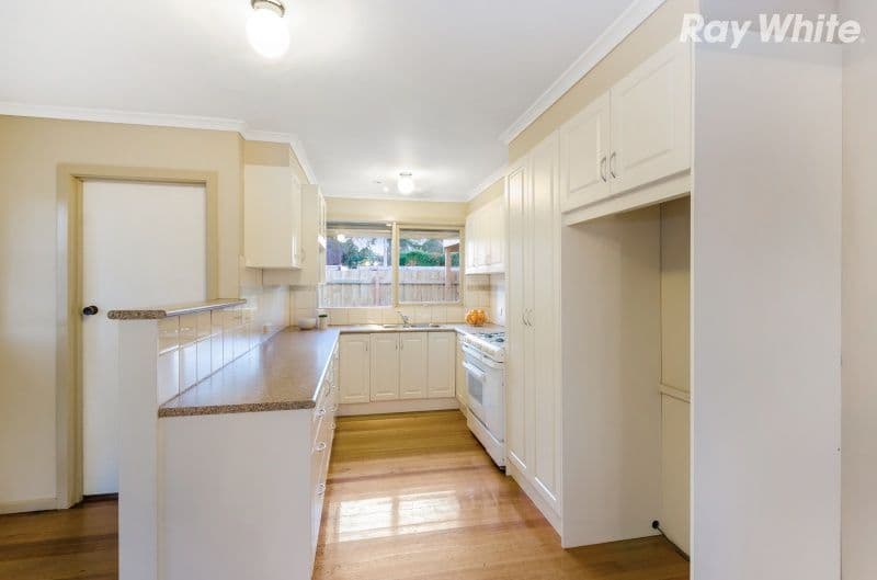 51 Folkstone Crescent, Ferntree Gully VIC 3156, Ferntree Gully - Thumbnail 4