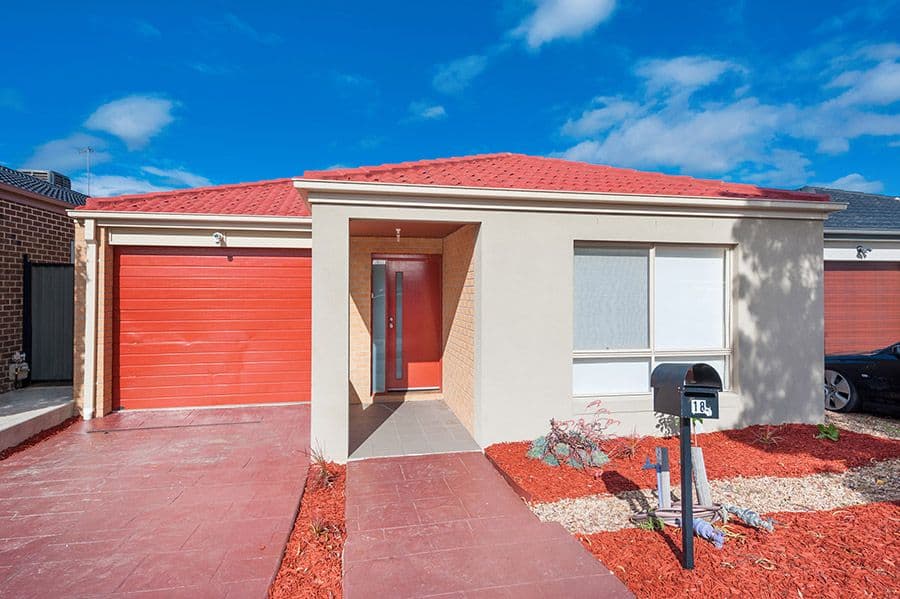 18 Kensley Circuit, Craigieburn VIC 3064, Craigieburn - Image 1