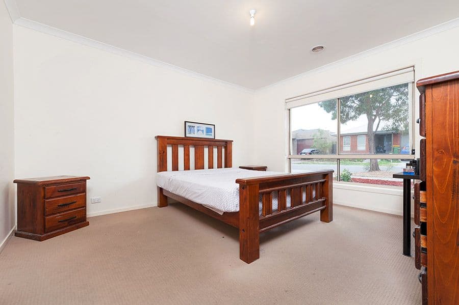 18 Kensley Circuit, Craigieburn VIC 3064, Craigieburn - Thumbnail 5