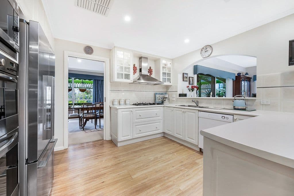 30 Winston Street, Glen Waverley VIC 3150, Glen Waverley - Thumbnail 3
